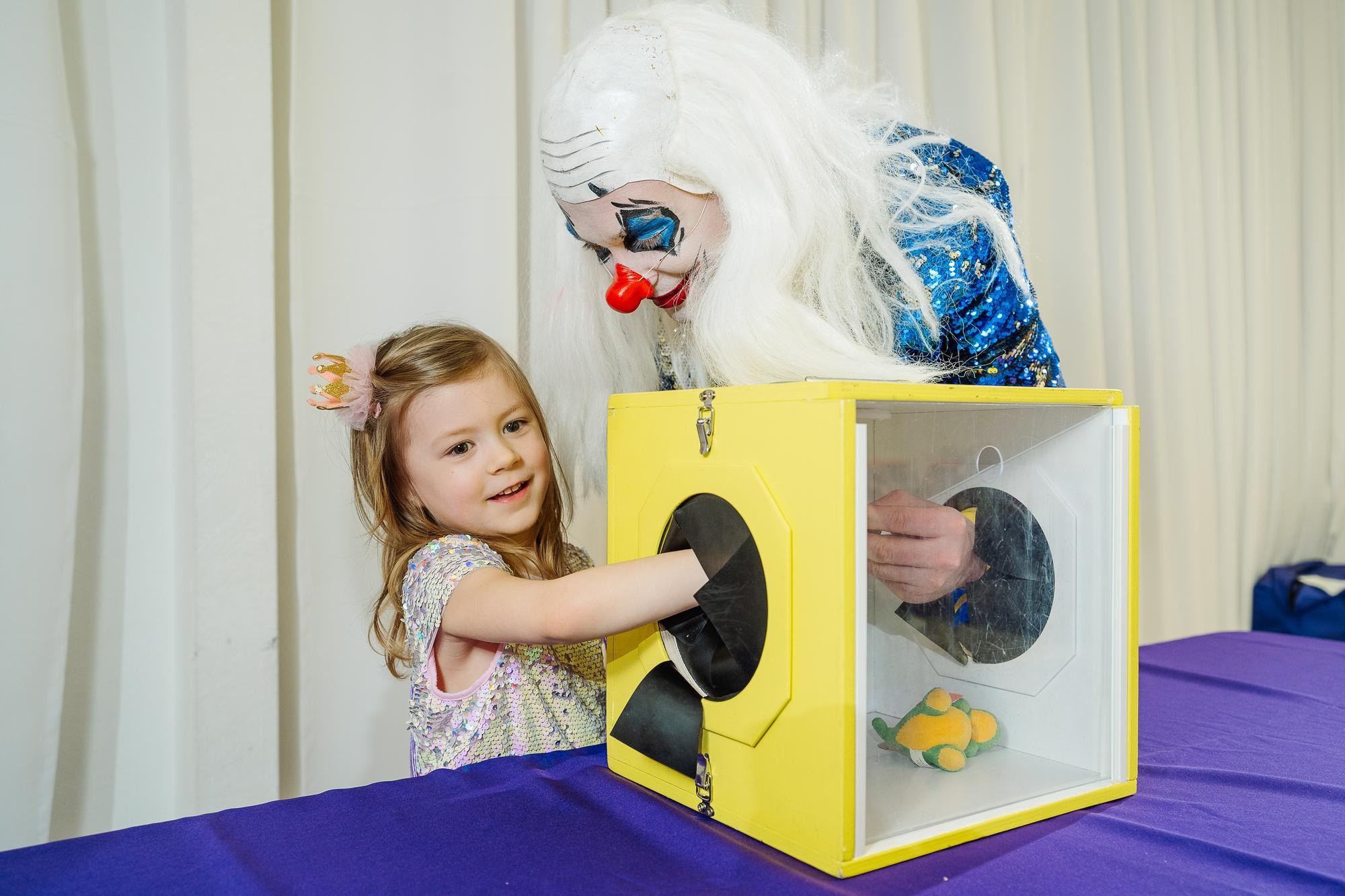 Фабрика карнавалa