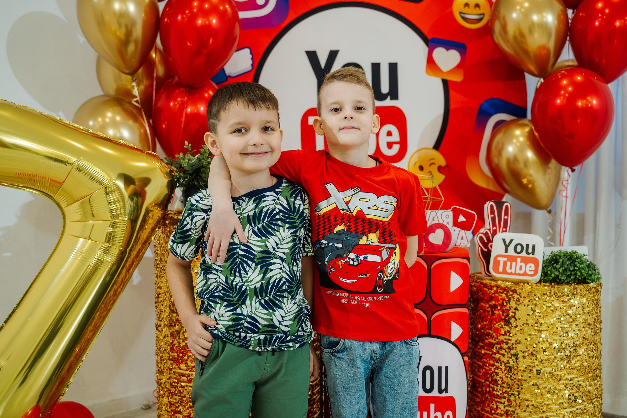 Фабрика карнавалa