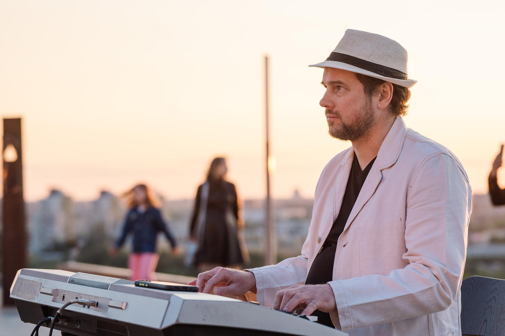 Соло на закате