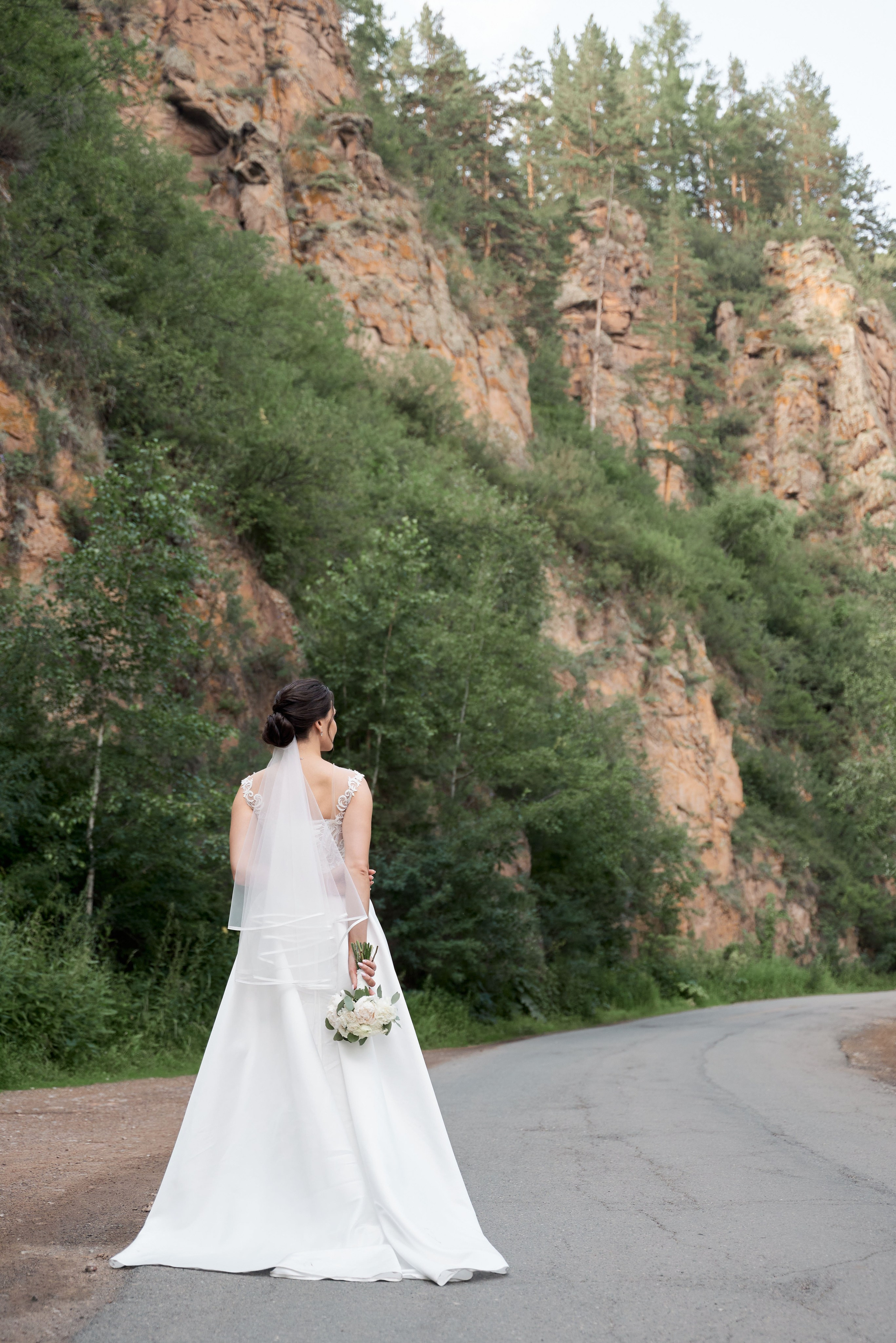 Дорога у карьера. Свадебный фотограф Александр Браво