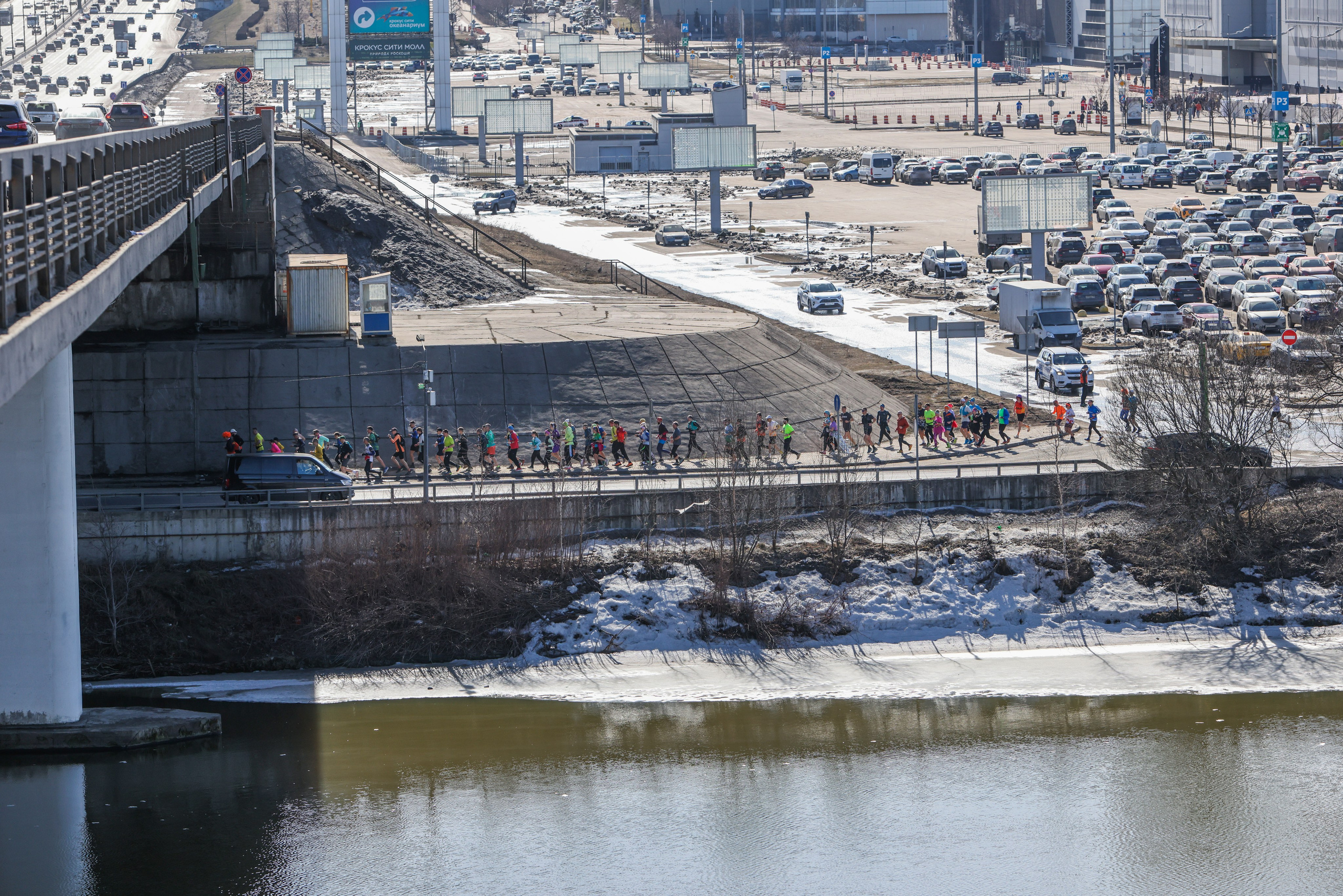 Марафон у дома, Тушиноги, 22.03.26. Фотограф Сергей Ловкий