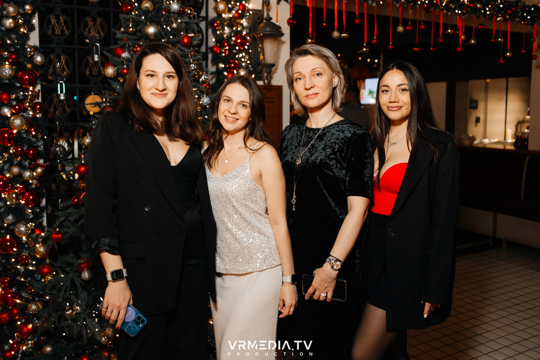 Новогодний вечер в ресторане «Мюнхен». Фотограф Кемерово | Сергей