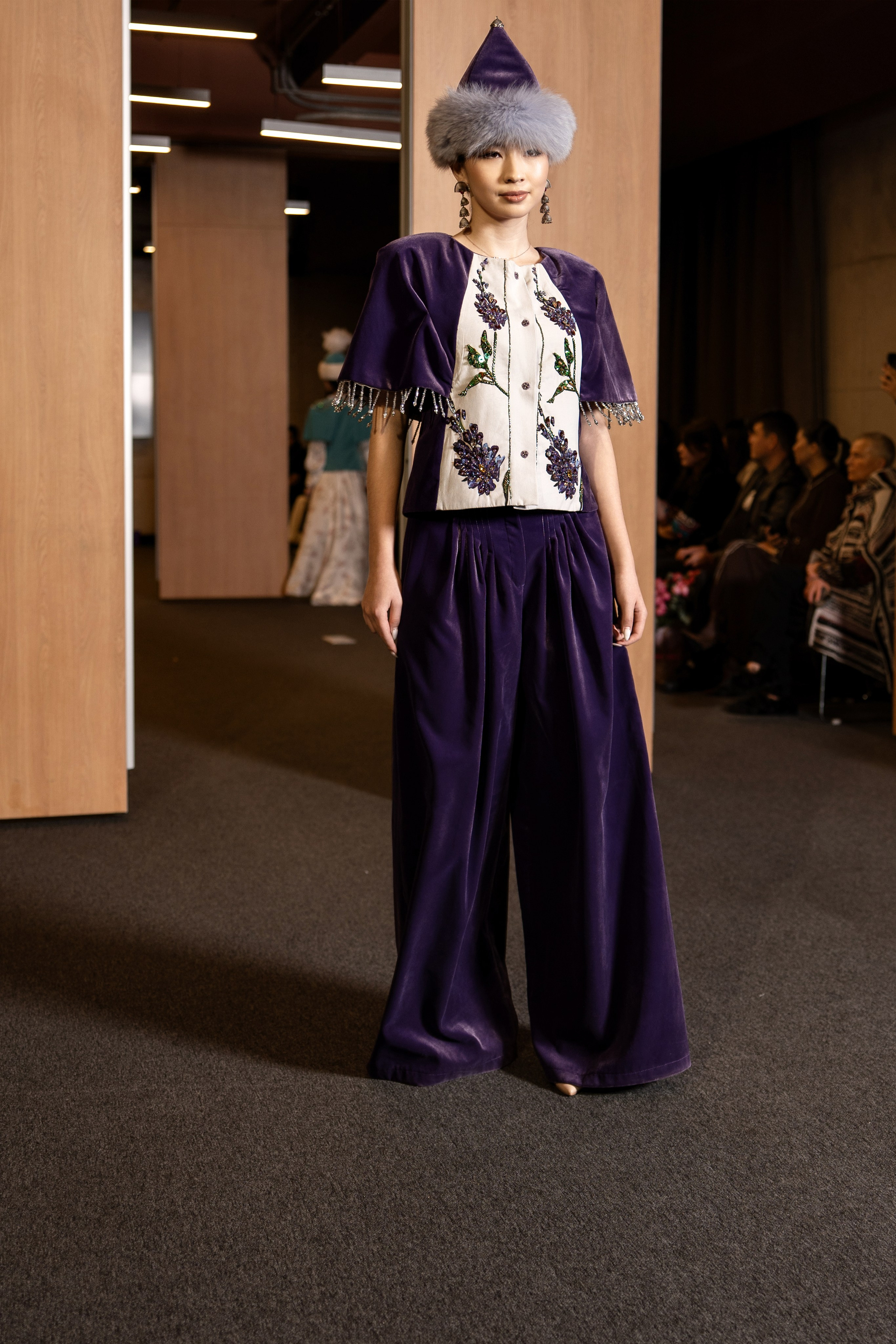 Brand Gulnur Atelier. Сайт Алматинского НЮ АРТ, будуар и фэшн фотографа Дениса Карпенко