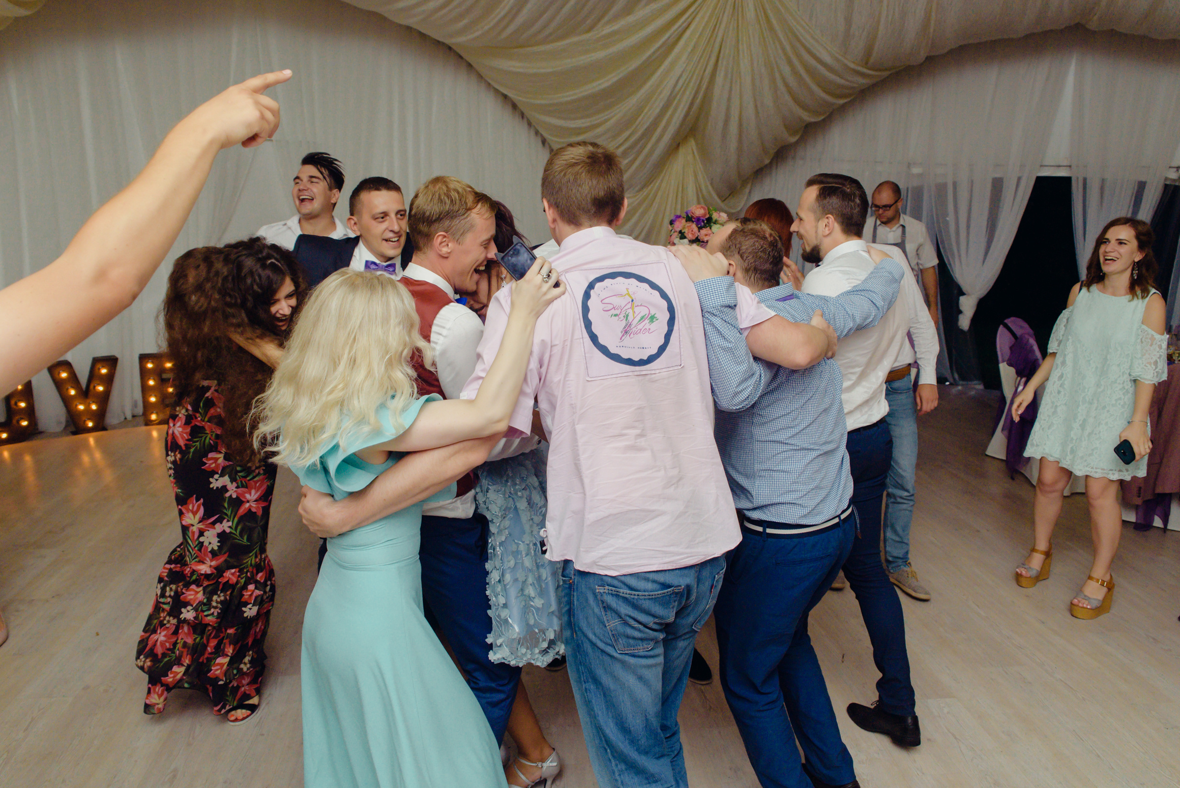 Володя & Юлия. Видеограф и фотограф на свадьбу в Москве