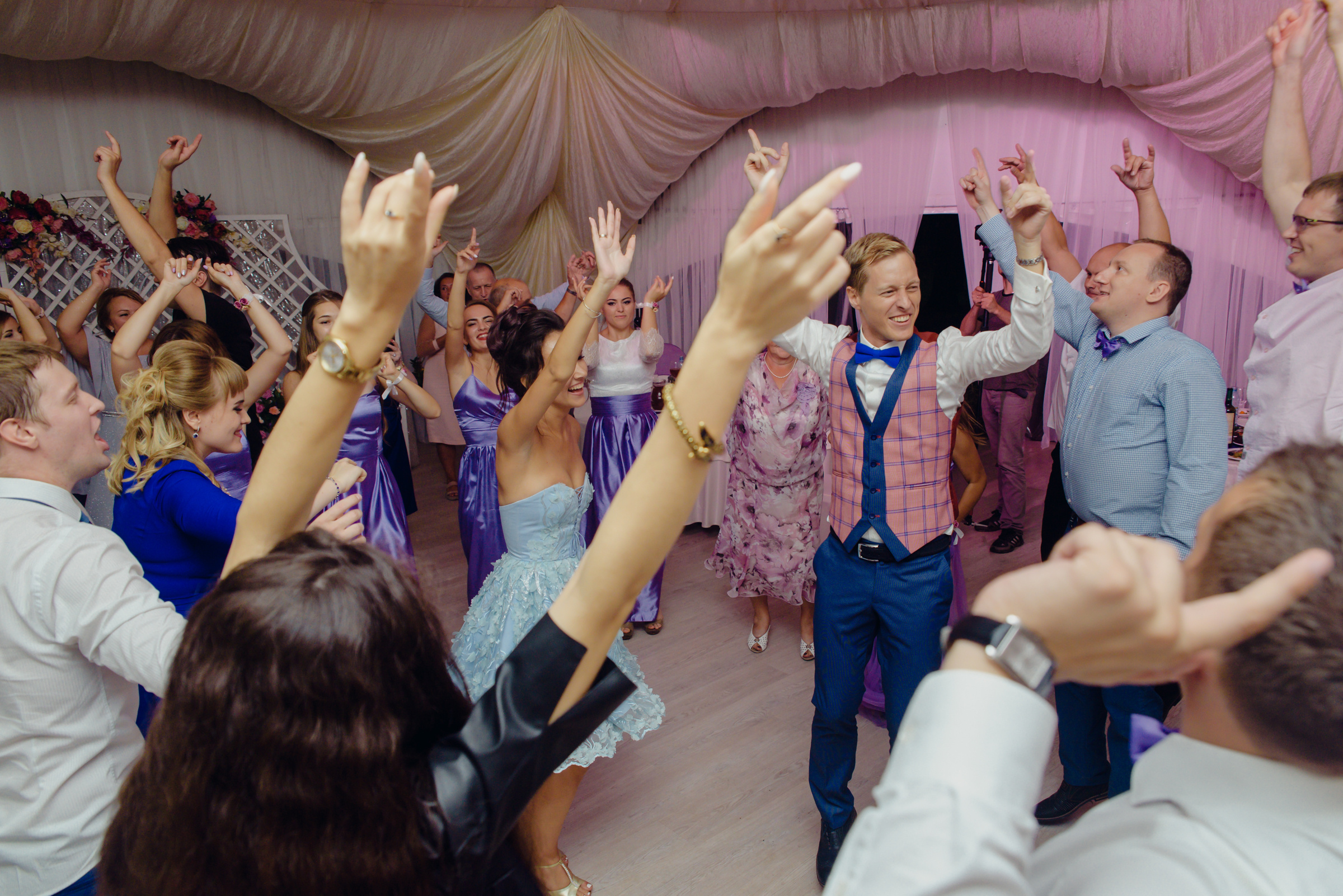 Володя & Юлия. Видеограф и фотограф на свадьбу в Москве