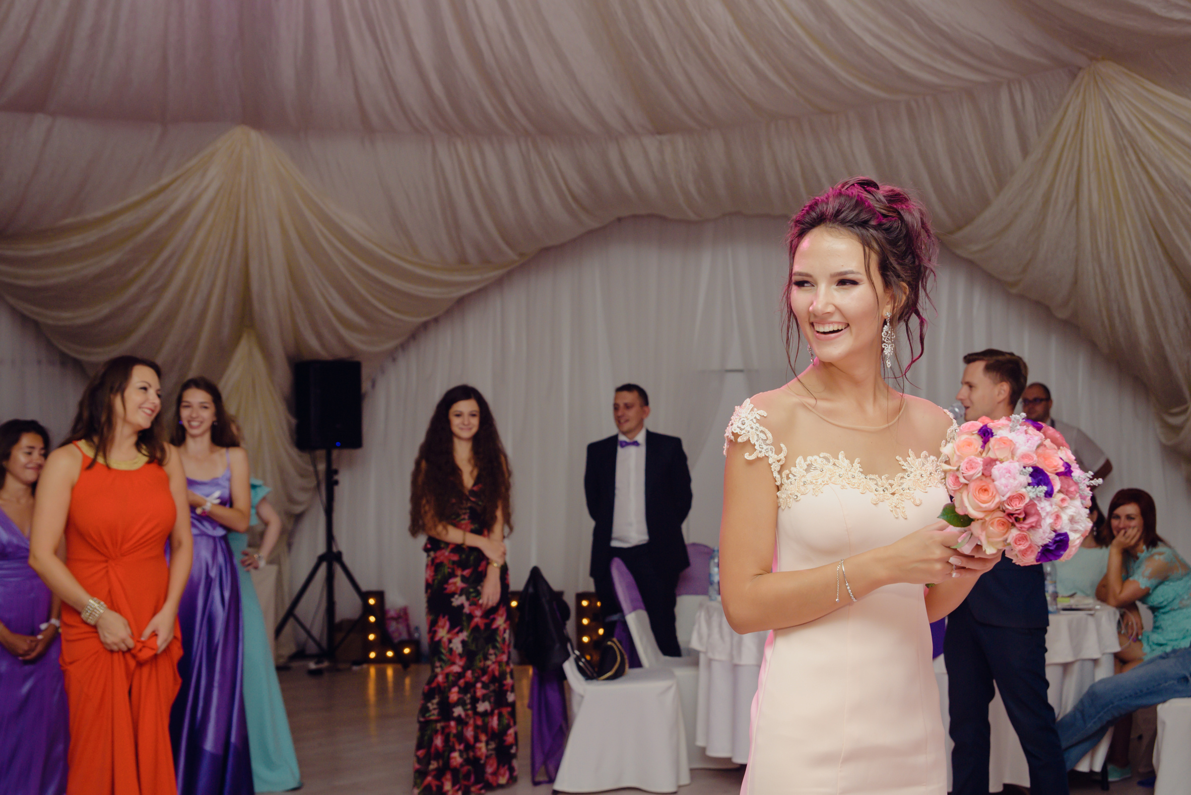 Володя & Юлия. Видеограф и фотограф на свадьбу в Москве