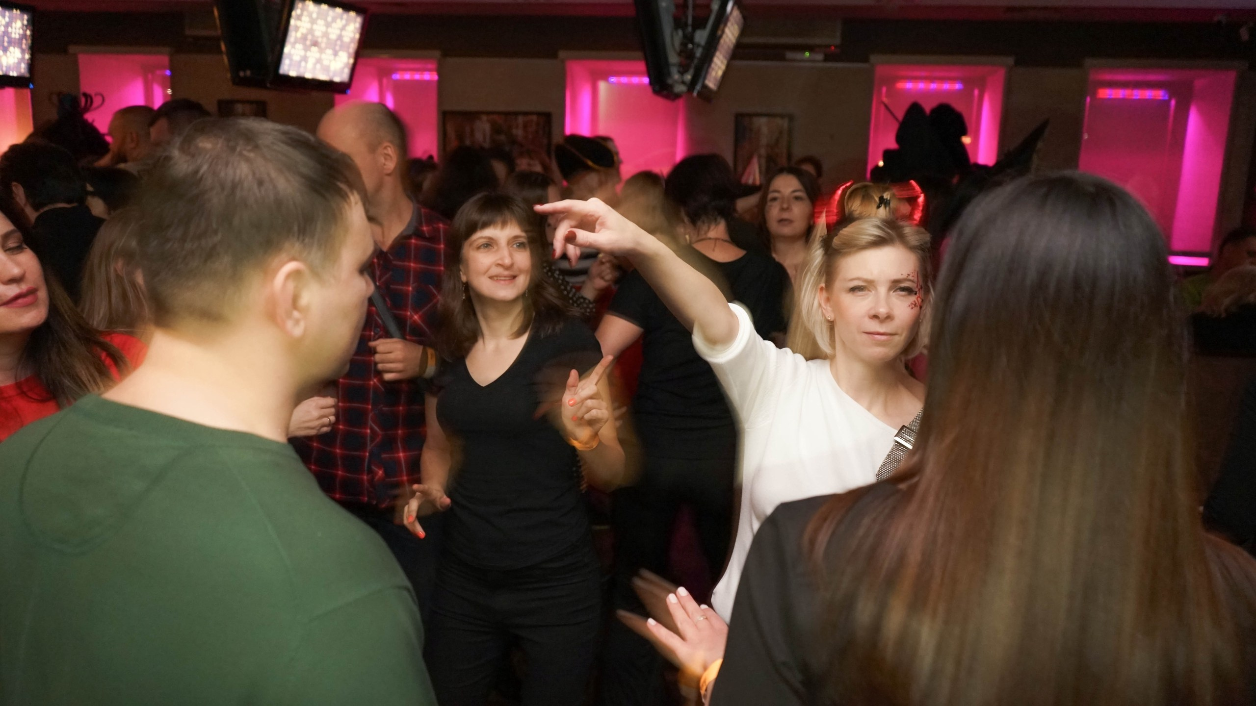 Фандец. Хеллоуиновская клубная вечеринка | 13.11.21. Галерея Фантим