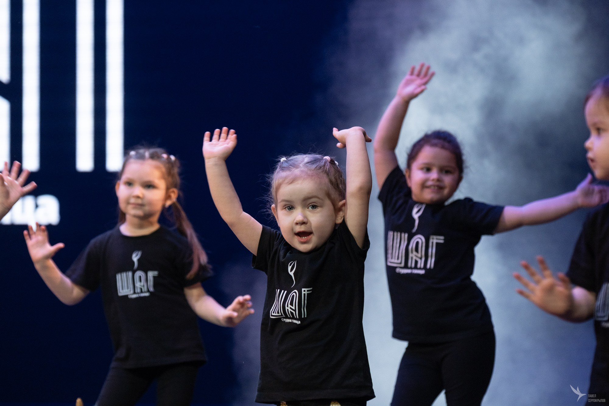 Отчетный концерт студии танца «ШАГ». Репортажный фотограф в Казани Павел Серпокрылов