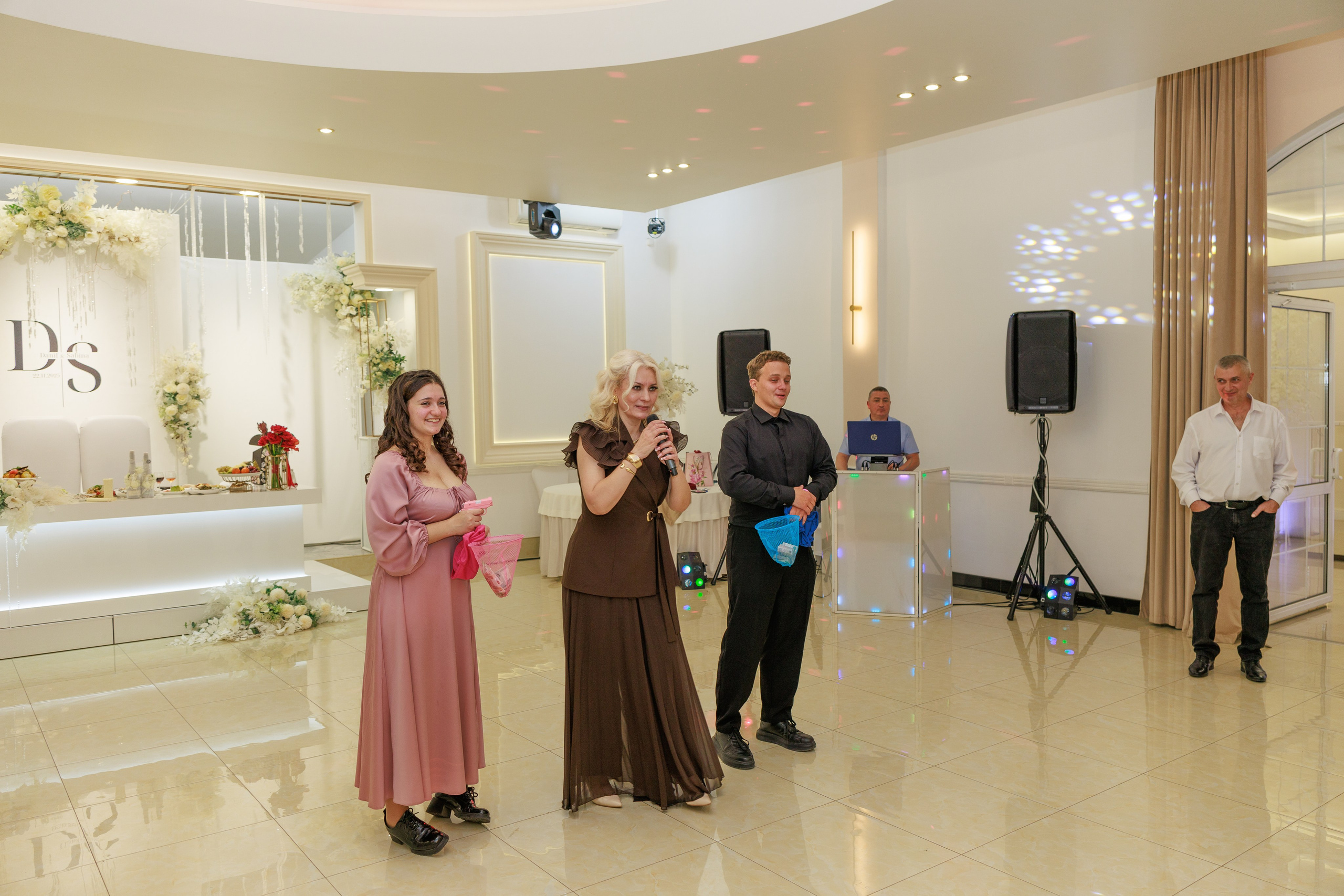 Данил и Сабина банкетный зал Beyaz Hall. Фотограф и видеограф в Крыму и Севастополе