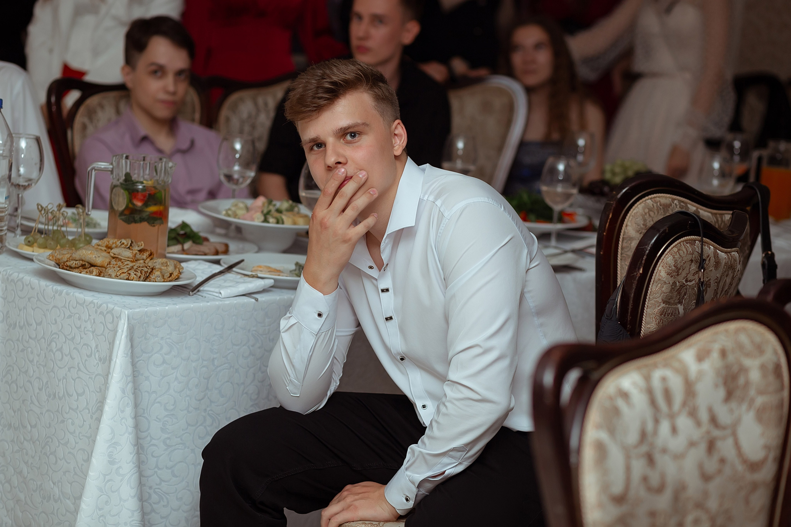 Выпускной, вручение диплома, прогулка, Онегин. Семейный и детский фотограф в Нижнем Новгороде