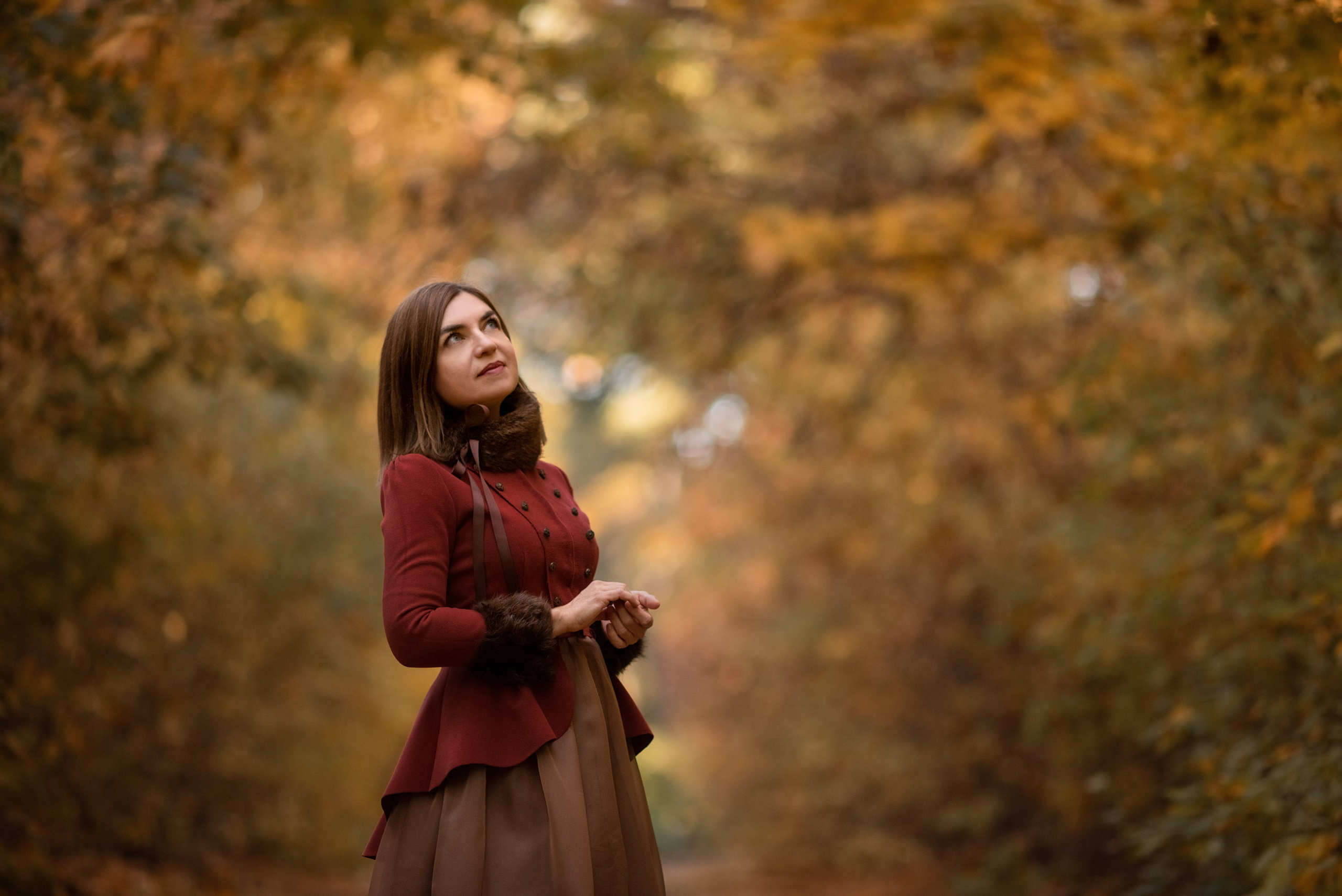 Света в осеннем лесу. Семейный, детский и женский фотограф в Ростове-на-Дону Кирилина Екатерина