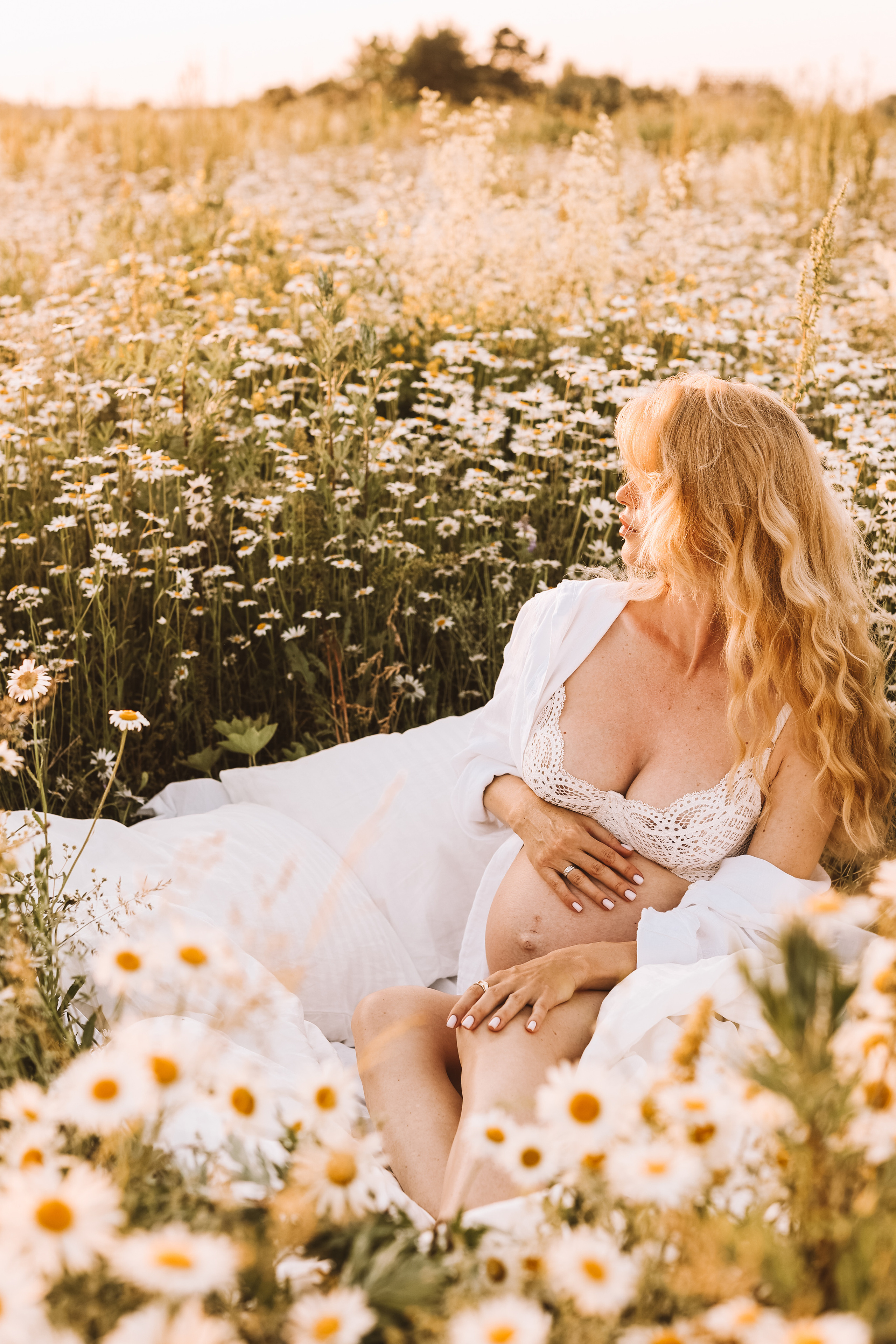 Фотосессии в ромашковых полях. Семейный фотограф в Москве! Сохраните воспоминания с любовью