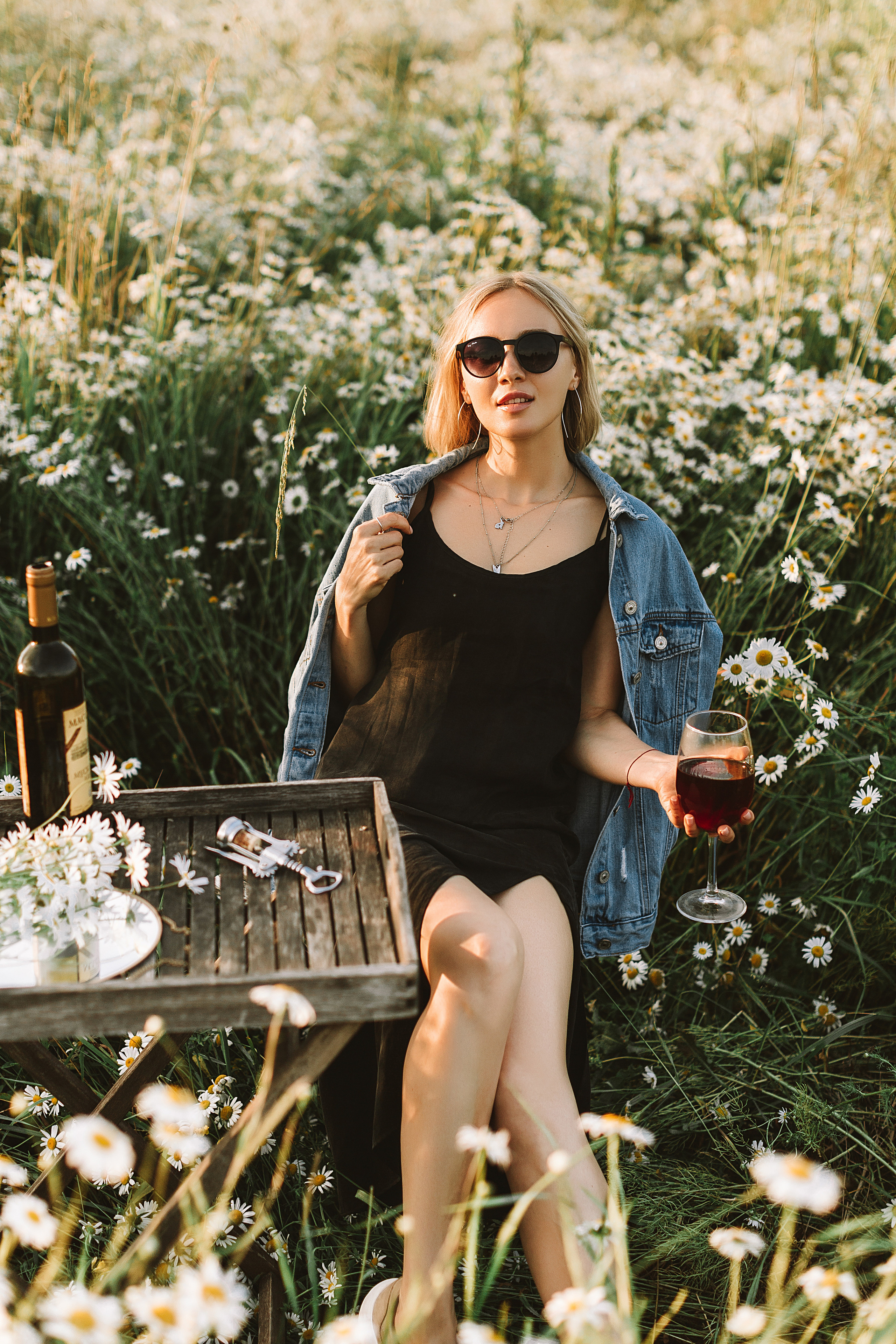 Фотосессии в ромашковых полях. Семейный фотограф в Москве! Сохраните воспоминания с любовью