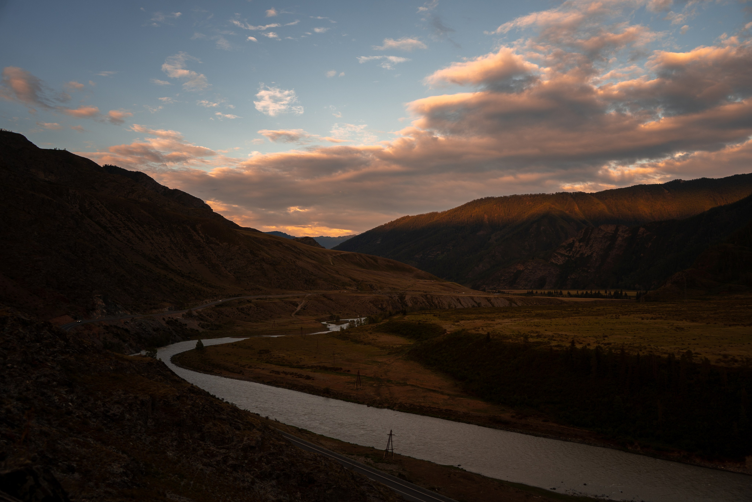 ЦВЕТНЫЕ ФОТОГРАФИИ. Никита Аничкин фото и видео оператор из России