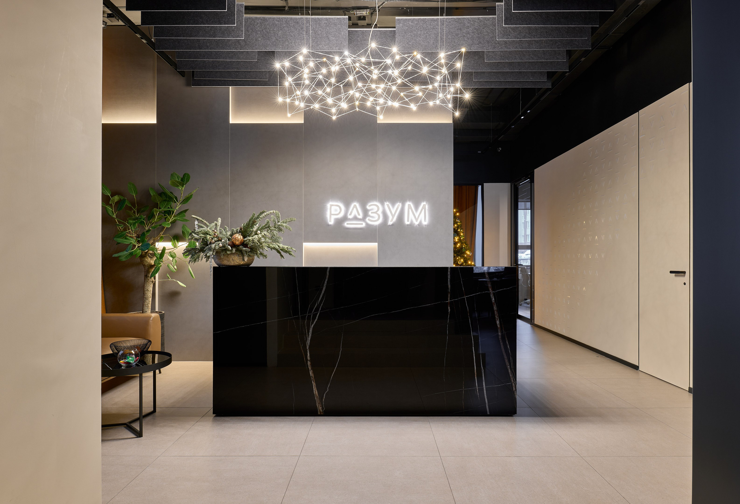 Офис компании РАЗУМ. Интерьерный фотограф. Фотограф архитектуры