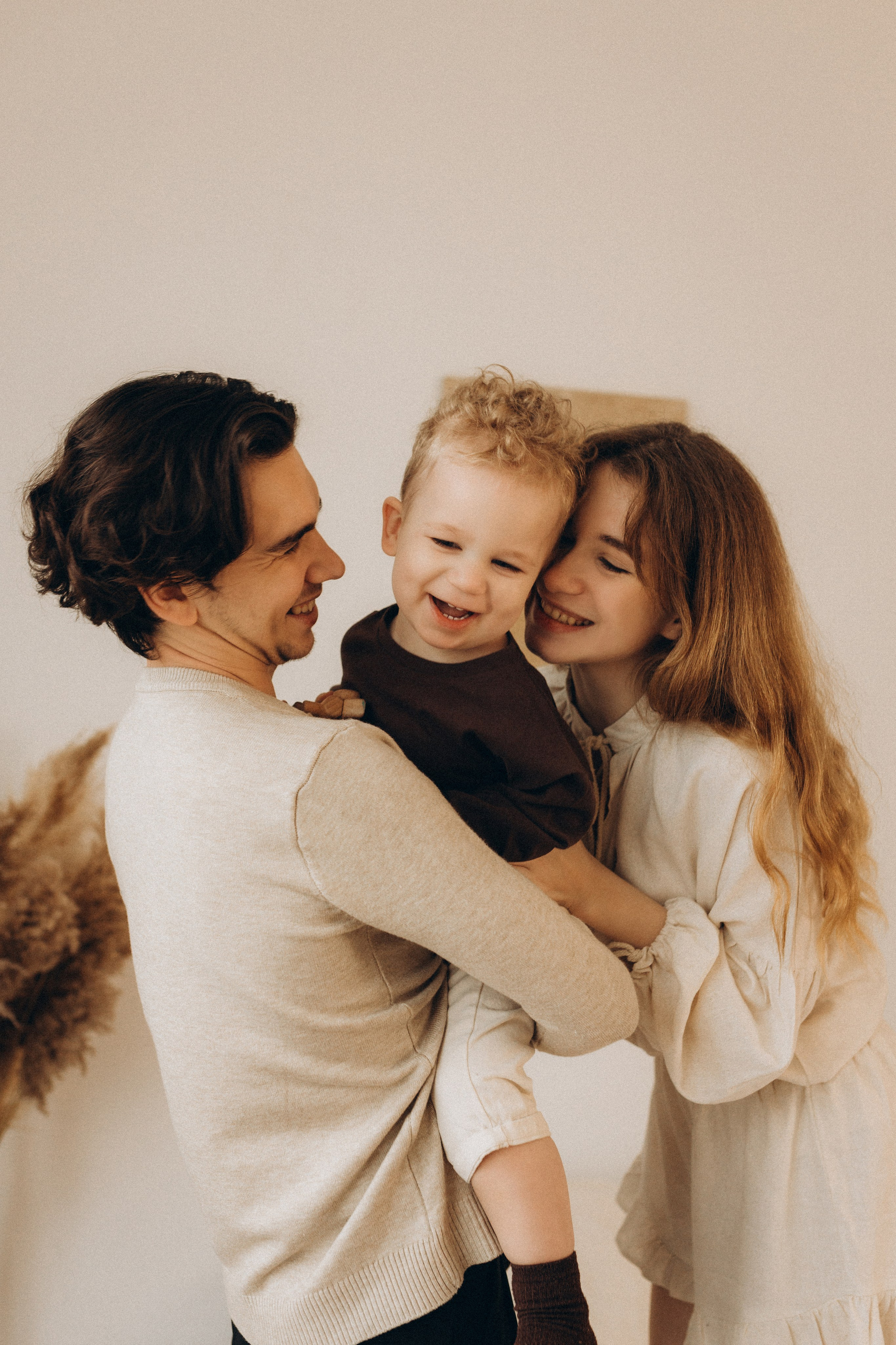 Эвелина, Евгений, Леран. Семейный и свадебный фотограф в Краснодарском крае и РА Юлия Голуб