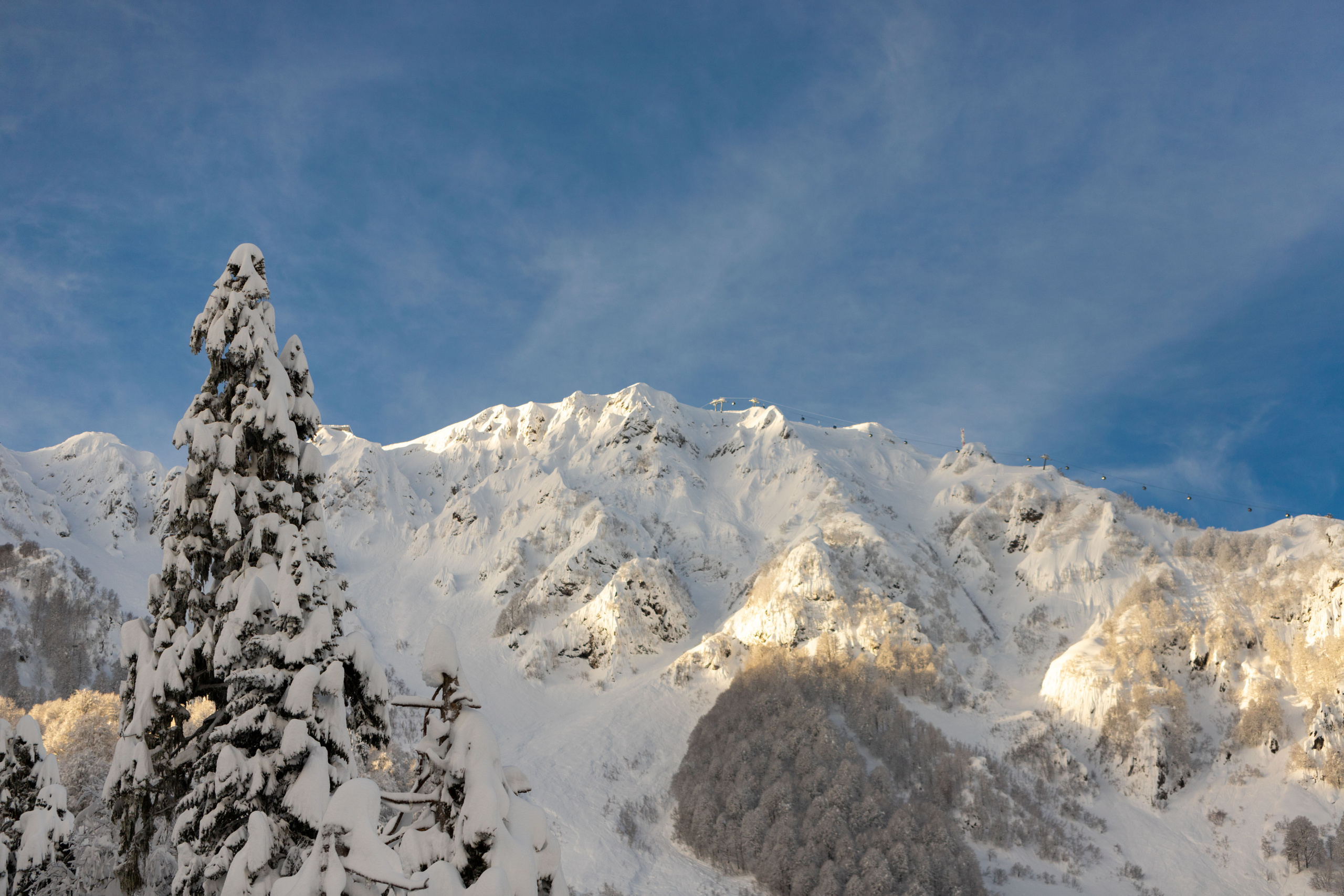 Горы и снег. Alexander Ermolenko
