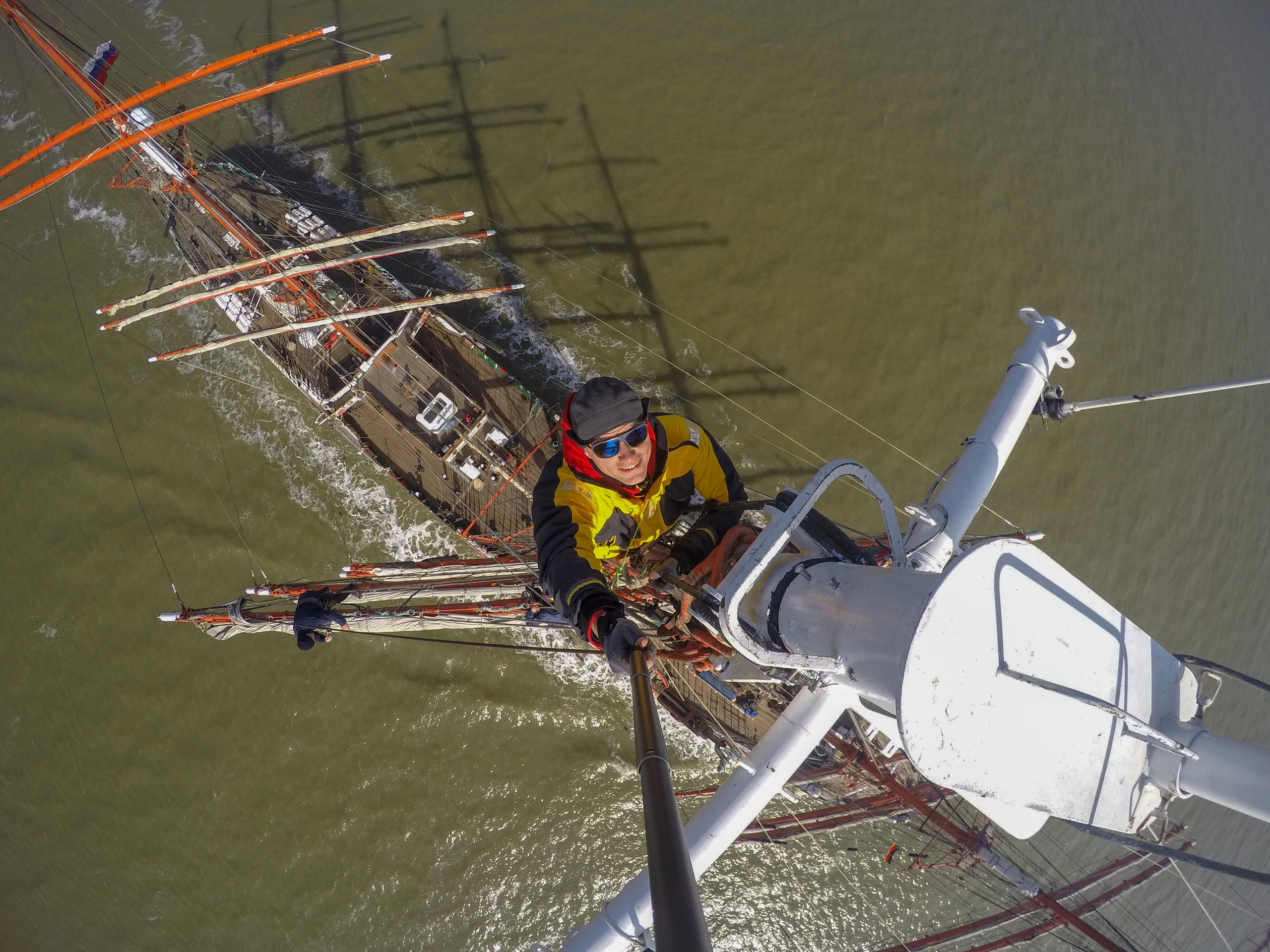 Паруса и волны. Alexander Ermolenko