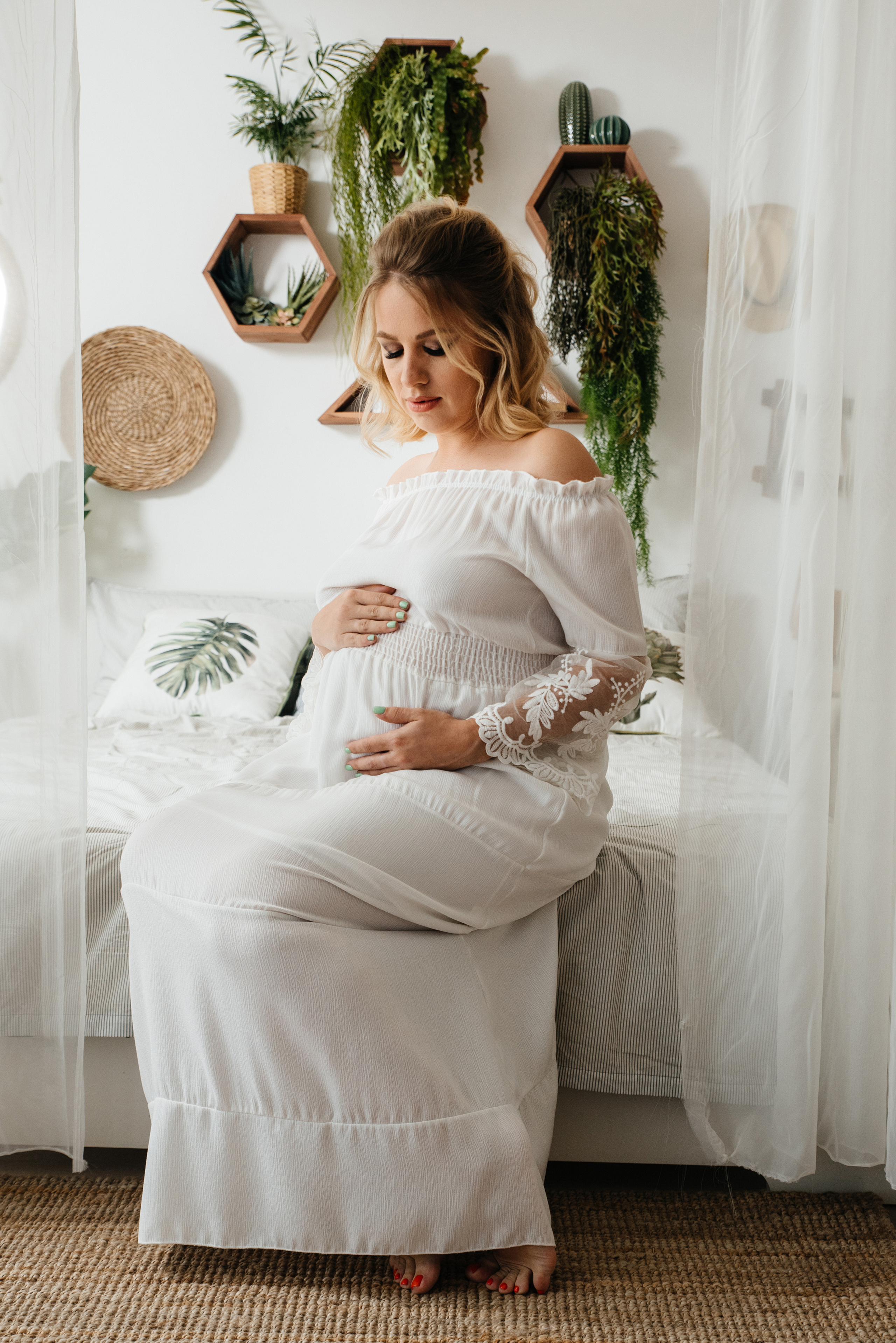 Pregnancy. Wedding photographers Alex Abramyan
