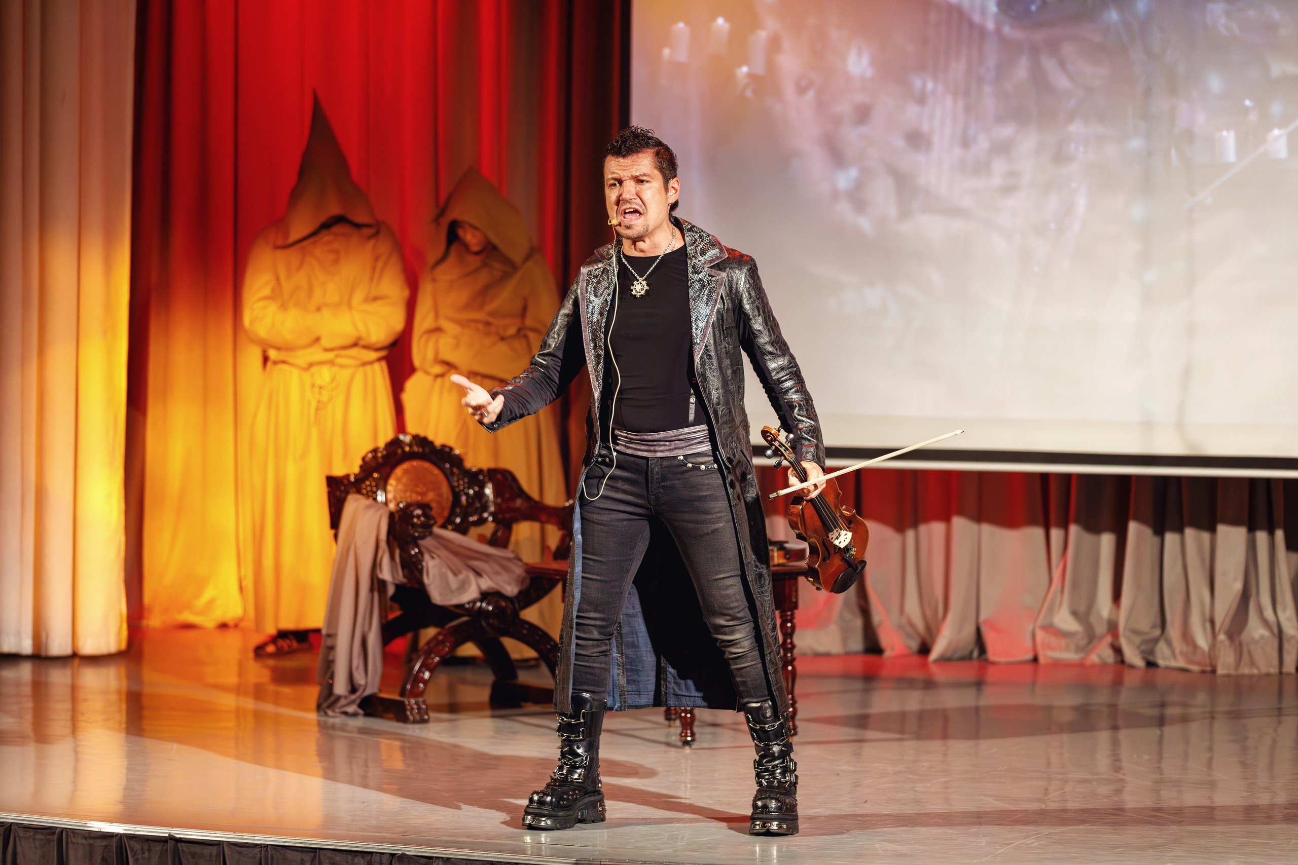 Мюзикл. Скрипка Паганини. Бэкстейдж. Фотограф портретист в Троицке и Москве Иван Парусиди