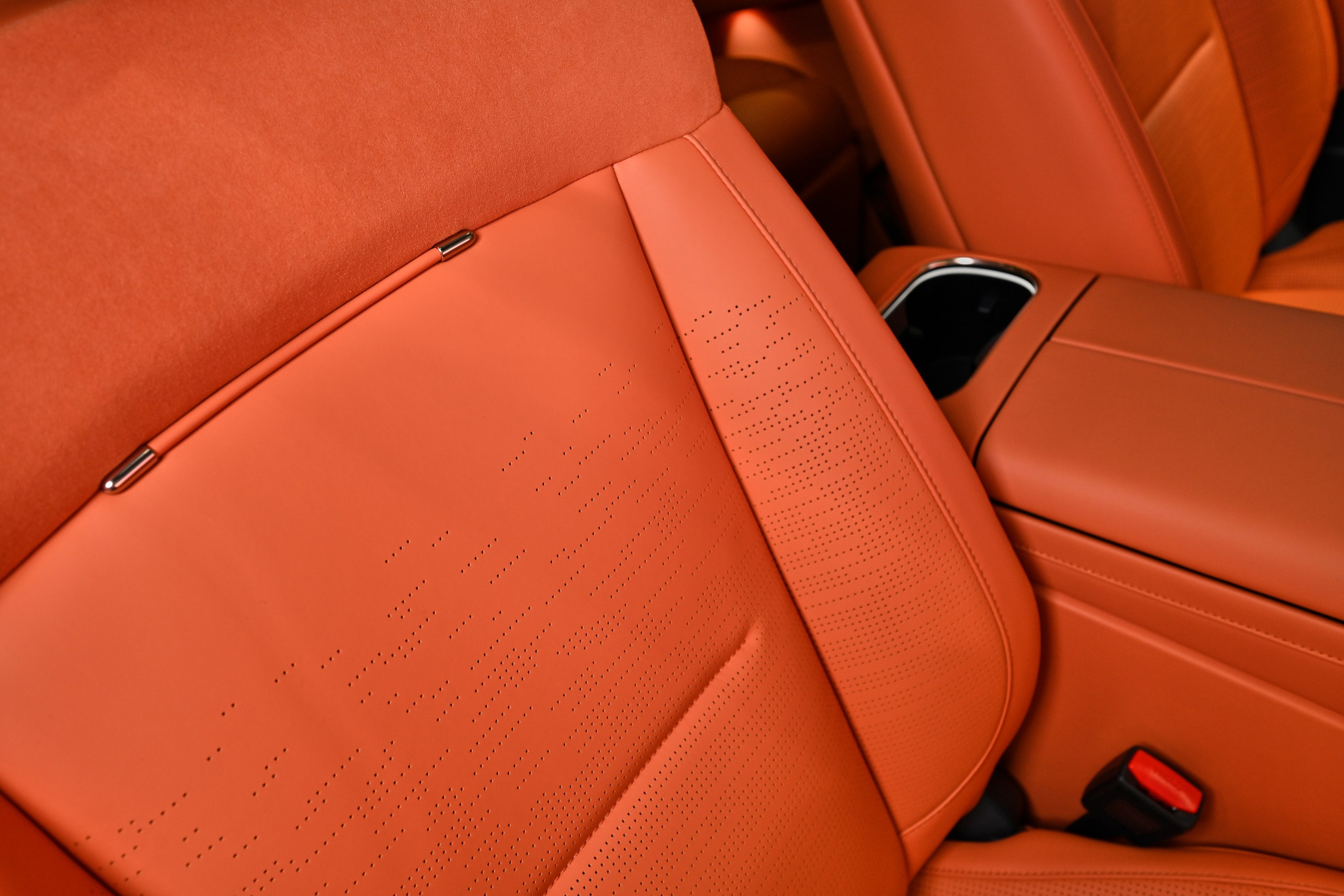 Автосалон Star Car. Автомобильный и интерьерный фотограф в Минске Александр Тагаев