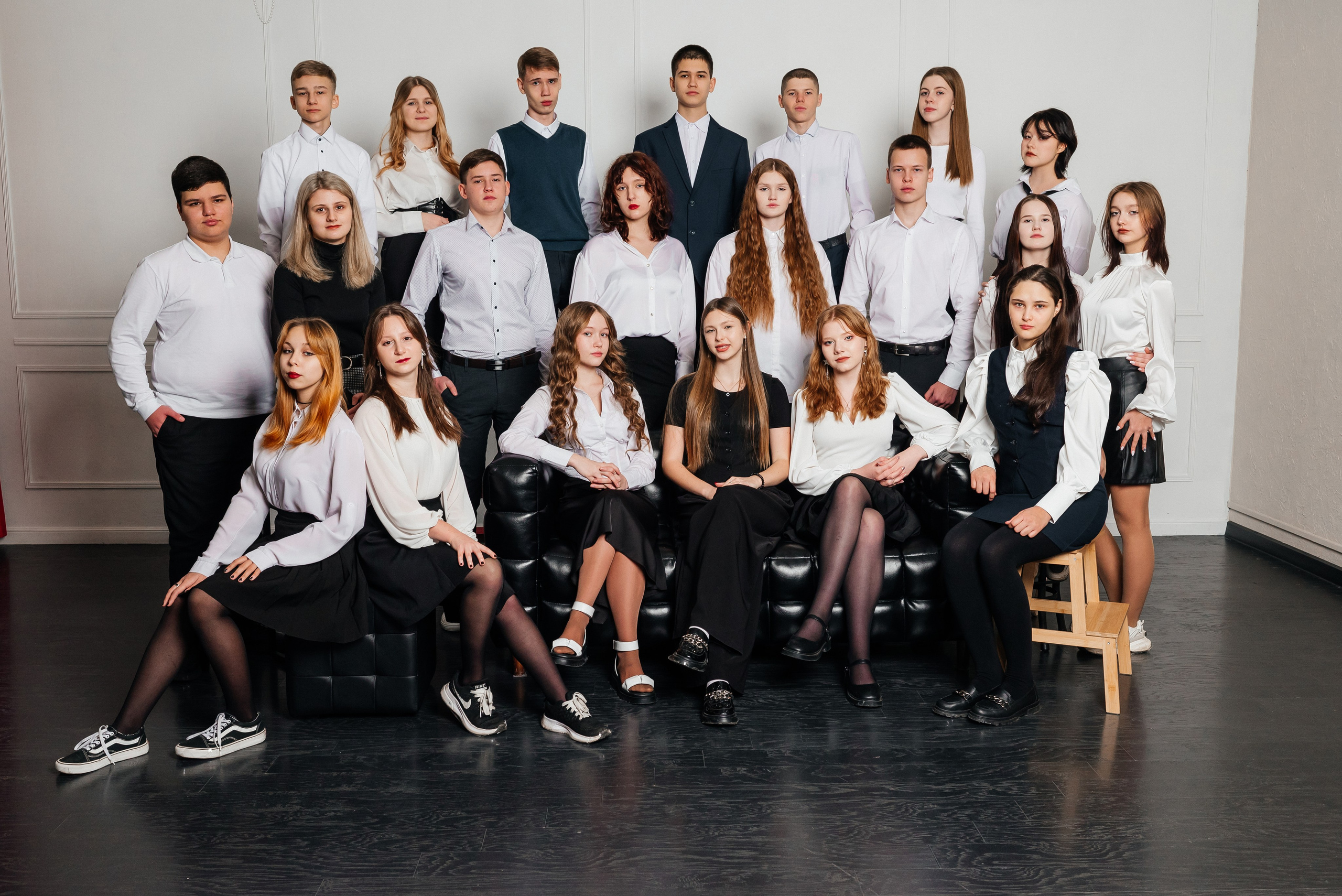 Школа общее фото. Фокус студия. Выпускные альбомы в Красноярске