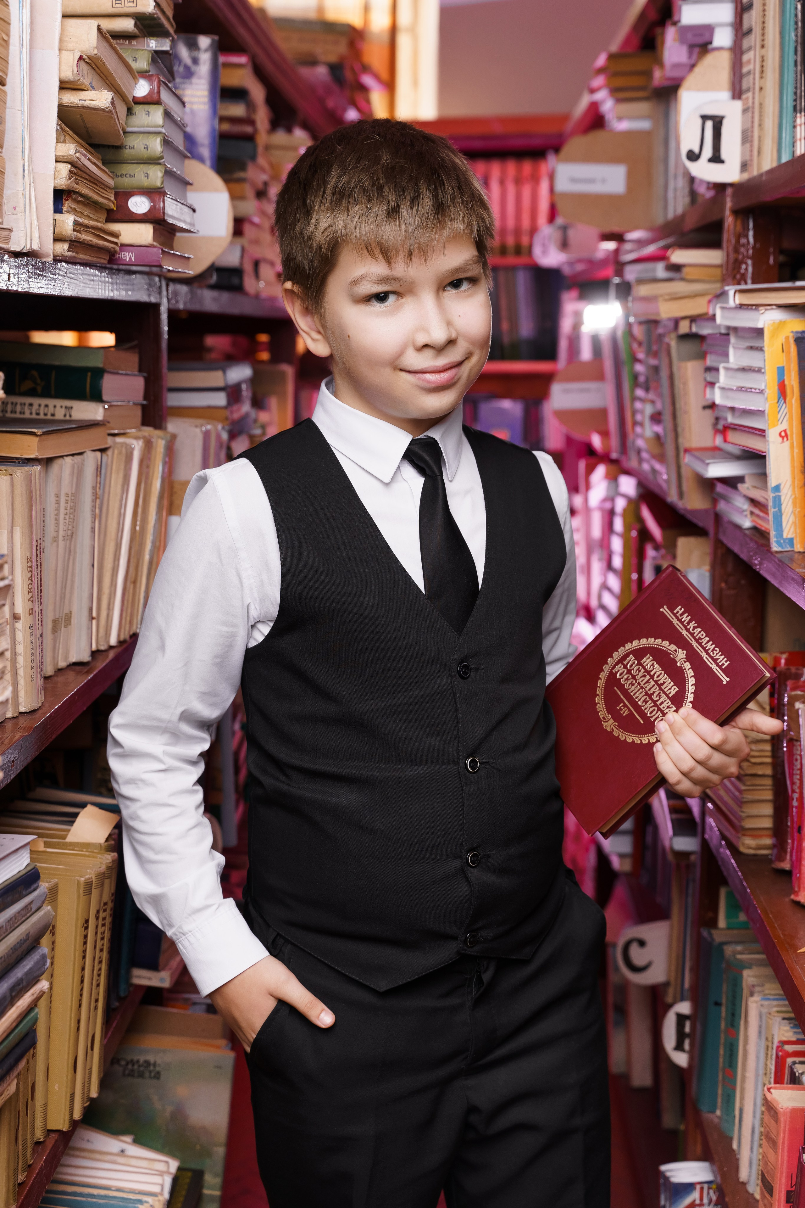 Выпускные альбомы и фотосессии в Кирове от Протасовой Жени