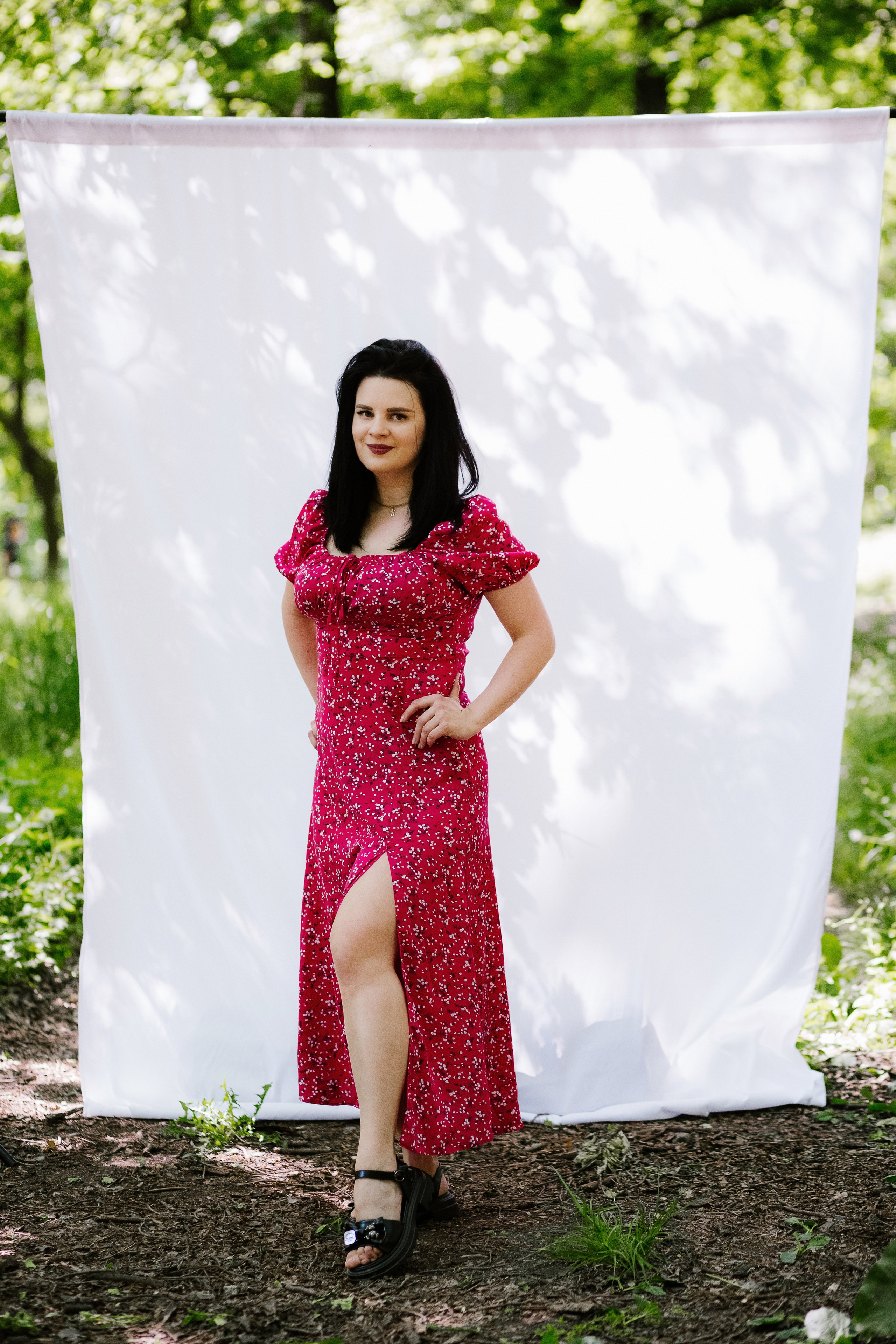 Ощущение леса в городе! Портреты на Белом Фоне в Дубках Таганрога. Свадебный и семейный фотограф в Таганроге Бакарюк Антон