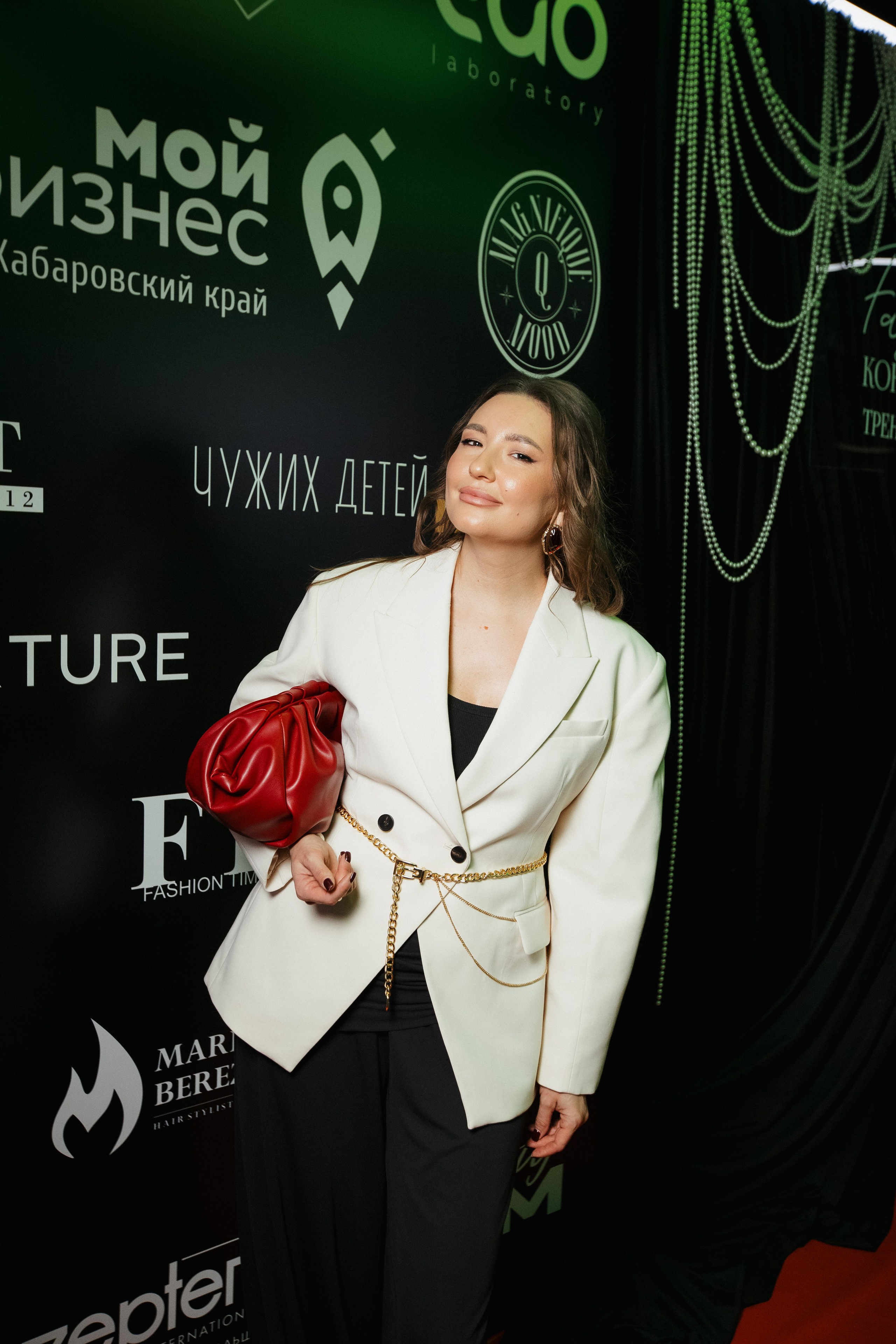 ФЭШН КОНФА. СВОИ. ФОТООТЧЕТЫ-СОБЫТИЯ-МЕСТА