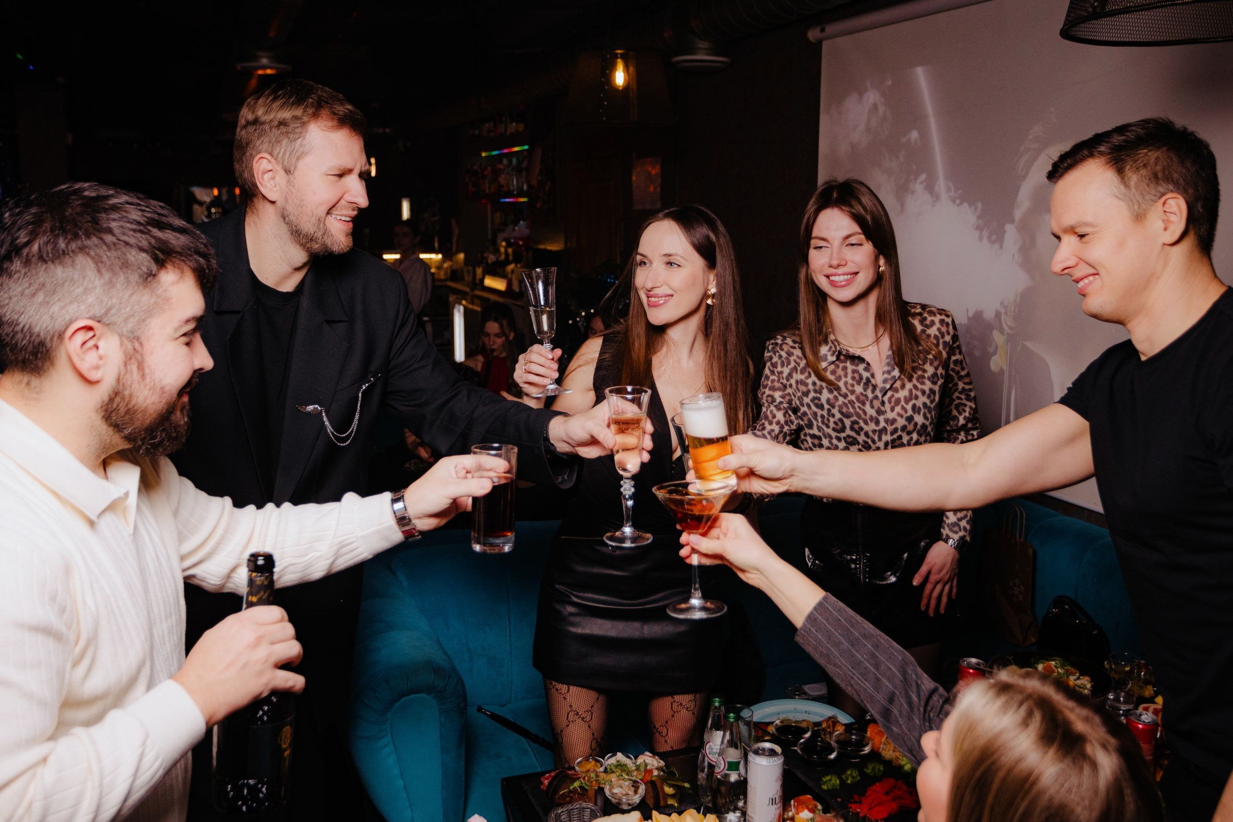 New Year 2026. Мята Спортивная — Кальянная, караоке, бар в Минске