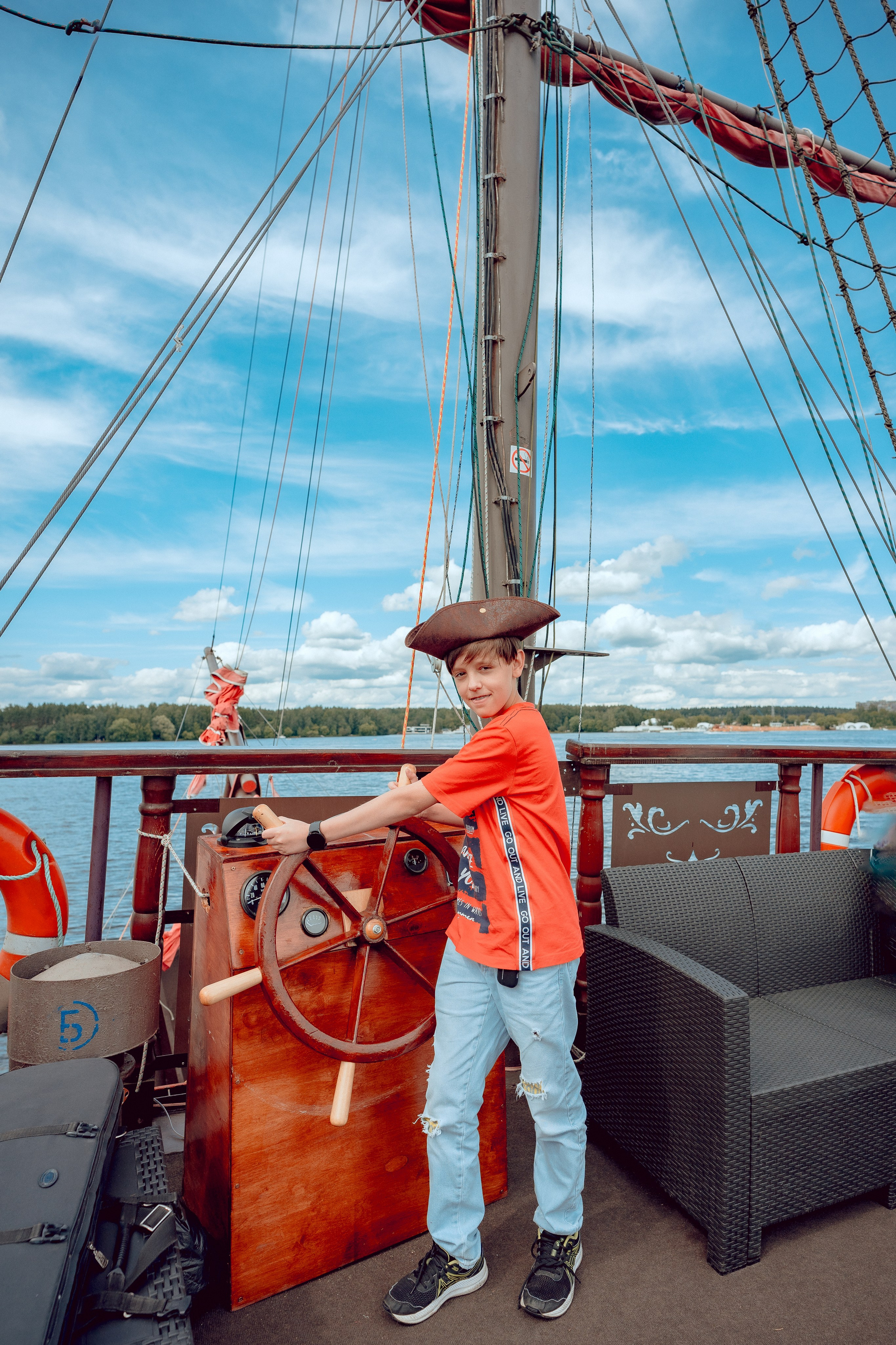 Лекция про Айвазовского на корабле. Портретный и семейный фотограф в Москве/Видное