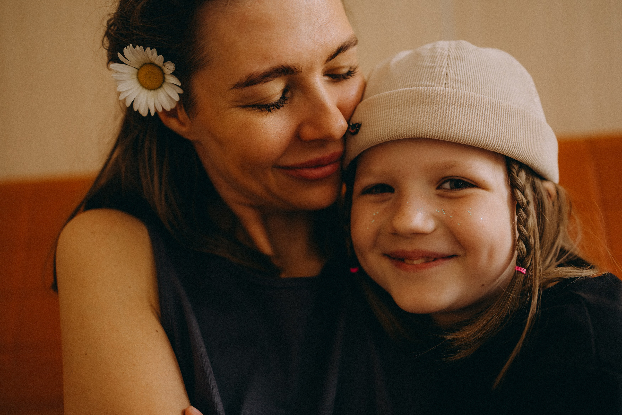 Таня, Костя, Стеша. Главная