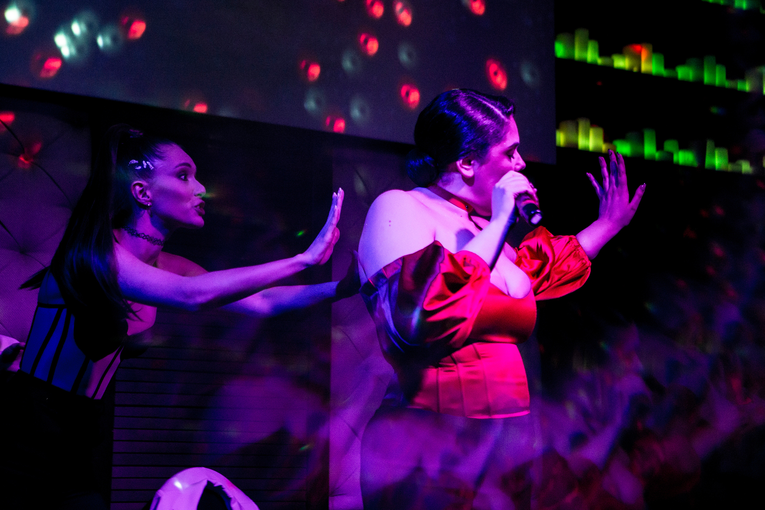 Иммерсивное шоу «Во имя любви» на Timepad. Фотограф Тая Валюженич