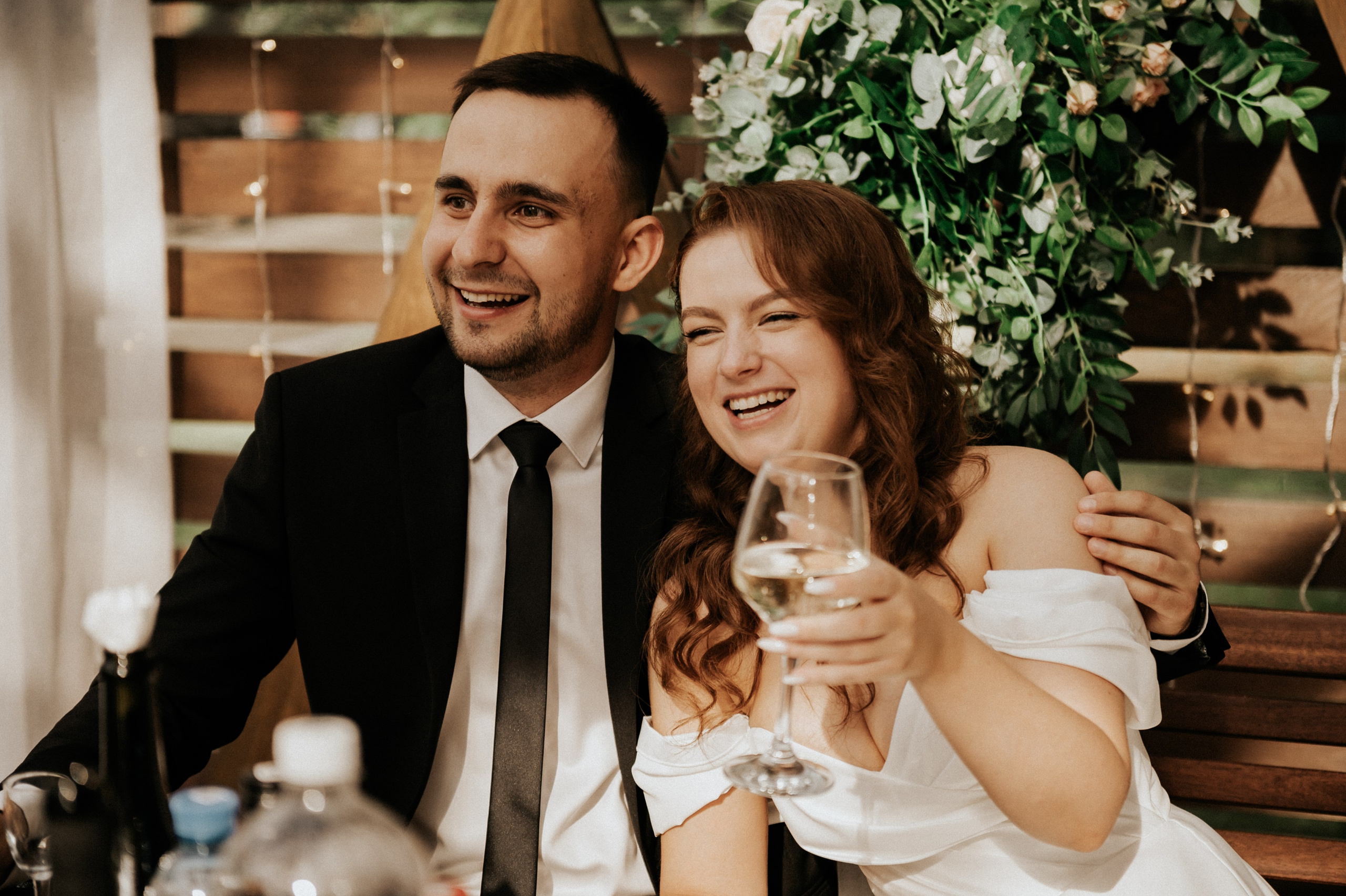 Свадебные фотографии. Фотограф в Барнауле Дарья Бутурлакина. Люби.Цени.Касайся