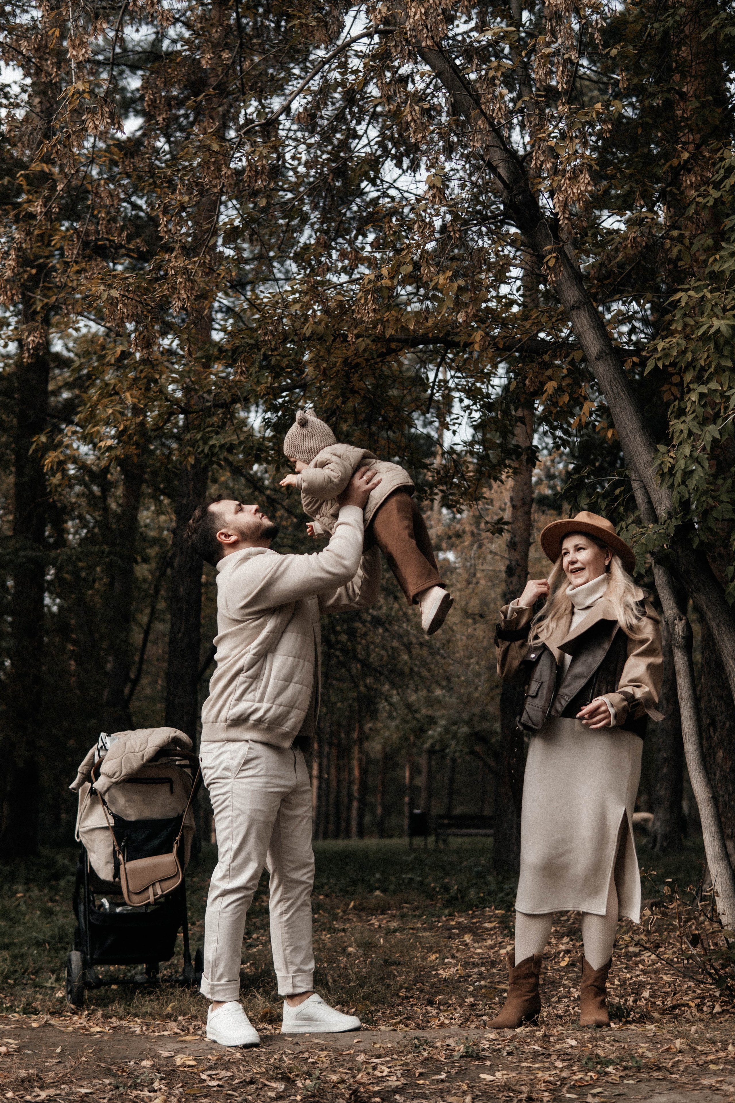 Прогулка осенью в парке. Главная страница