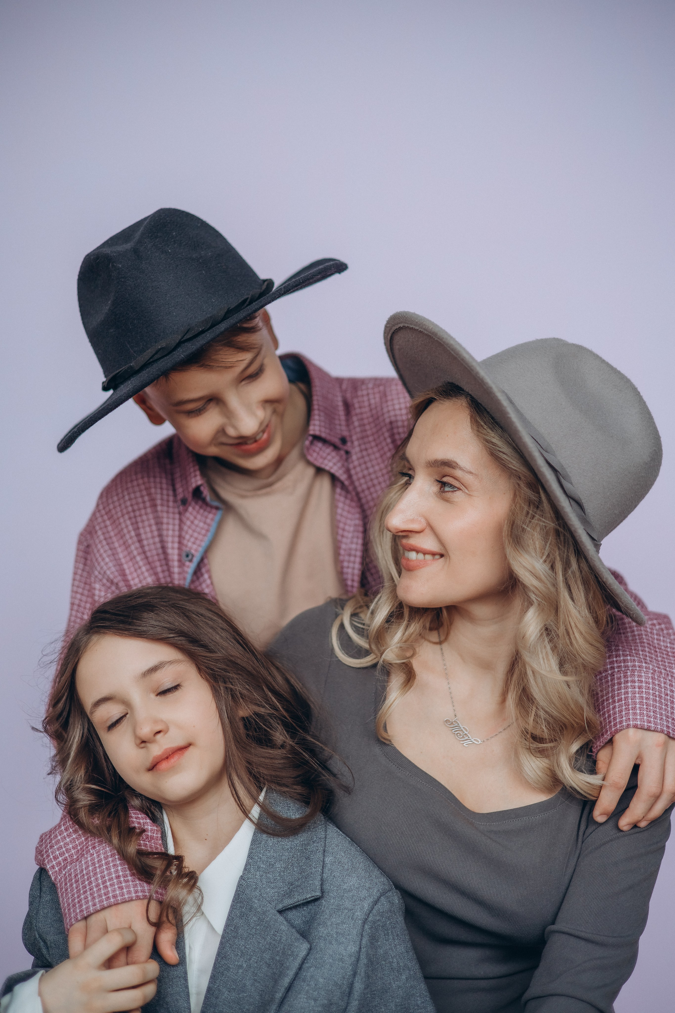 Семейная студийная фотосессия. Семейный, детский, женский фотограф в Новосибирске Оля Борисова