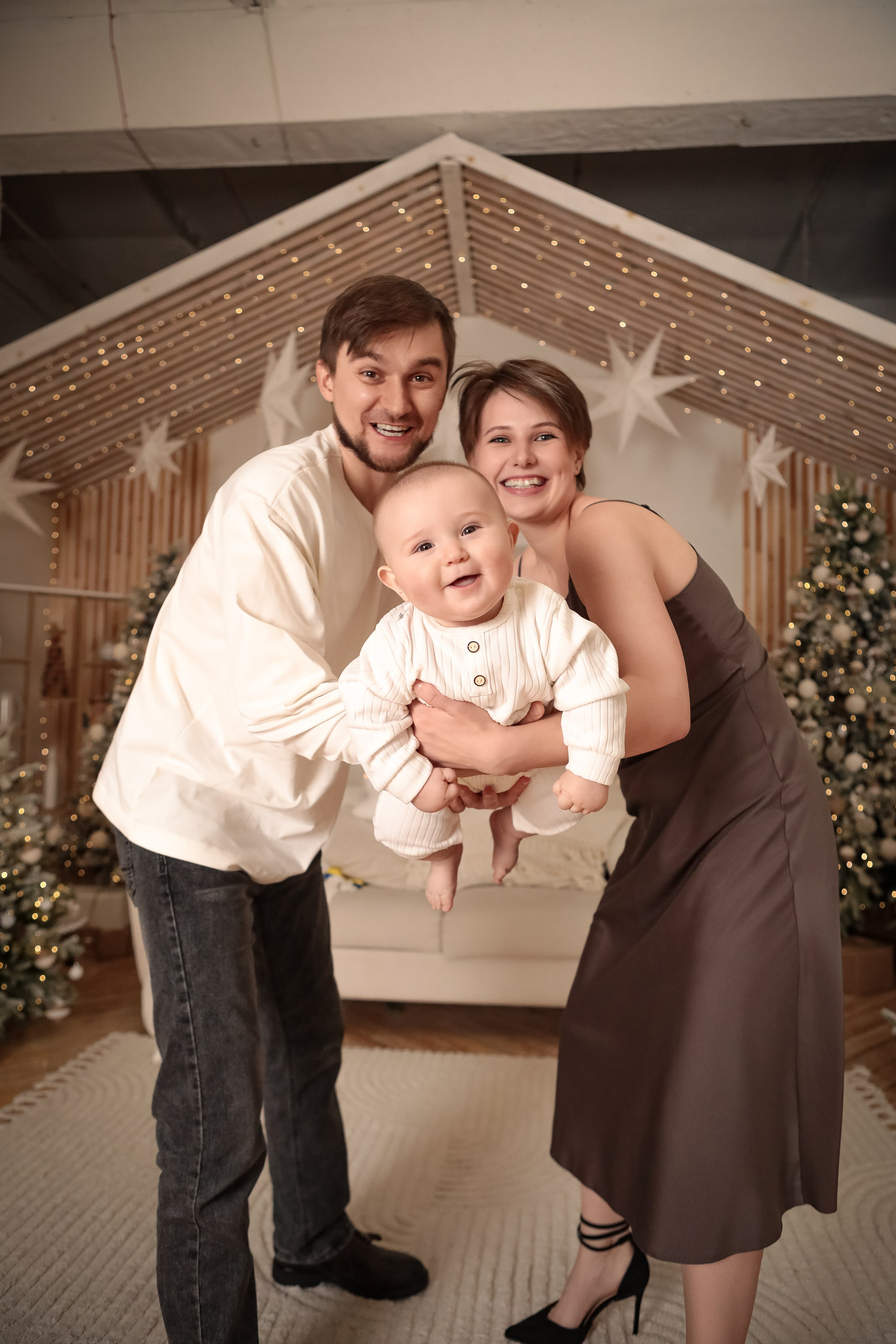 НОВОГОДНИЕ ФОТОСЕССИИ 2025-2026. Фотограф г. Хабаровск. Семейные и индивидуальные съёмки