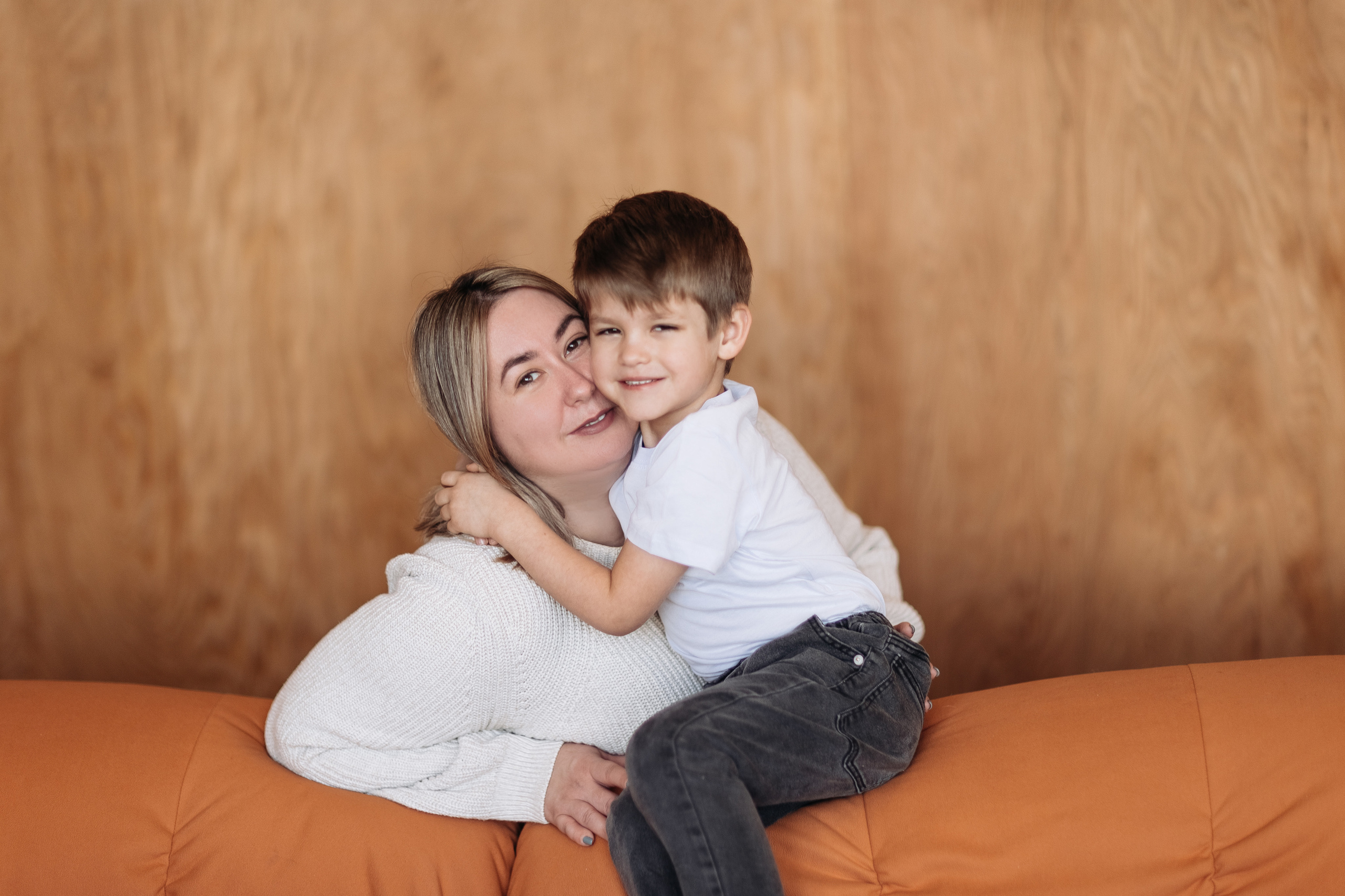 Люба и Миша, Женя и Юля, Юля и Вика. Ваш фотограф — Александра Андрущенко