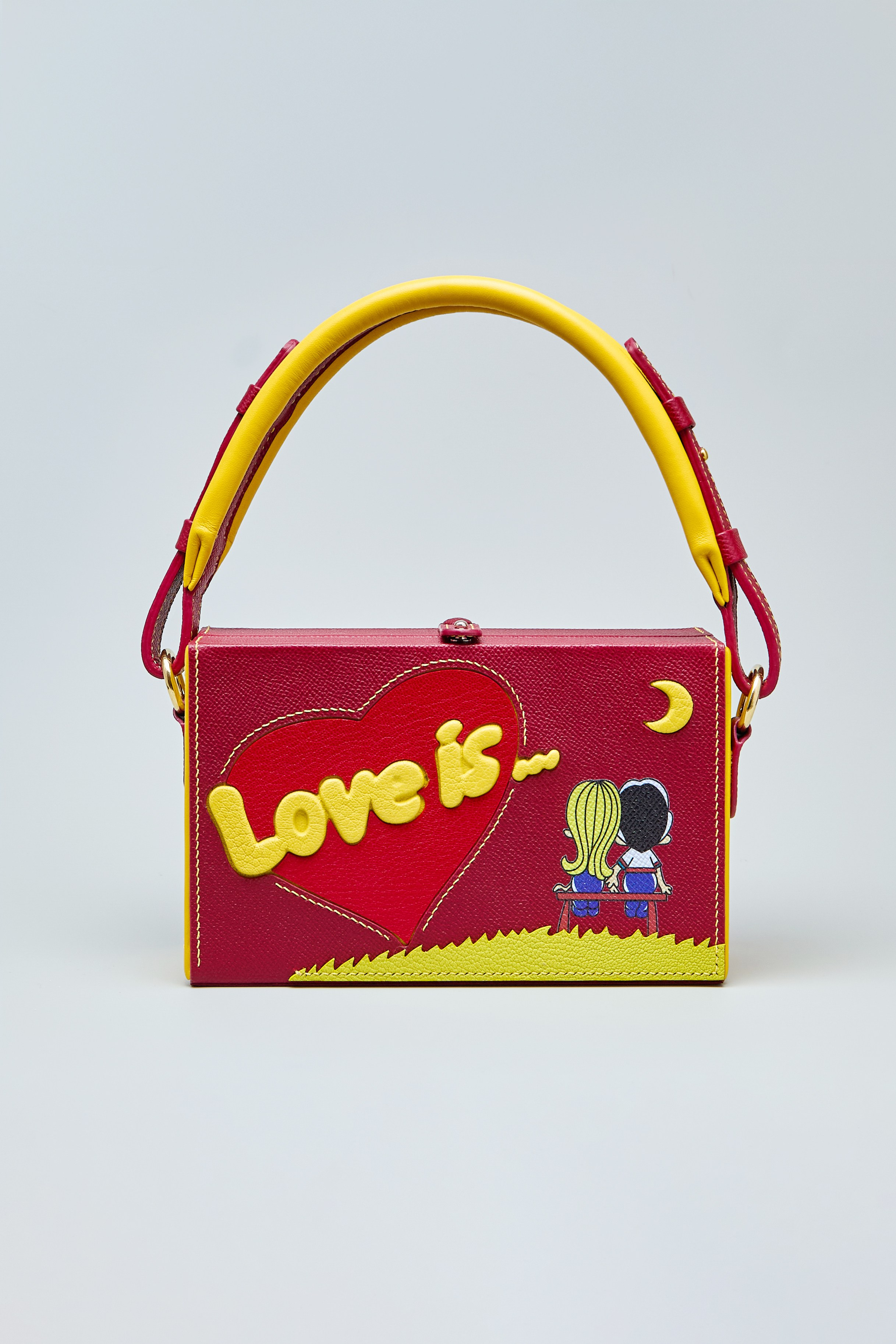 Сумка LOVE IS…. Частный мастер — дизайнер по созданию аксессуаров из кожи Олег Шарыгин