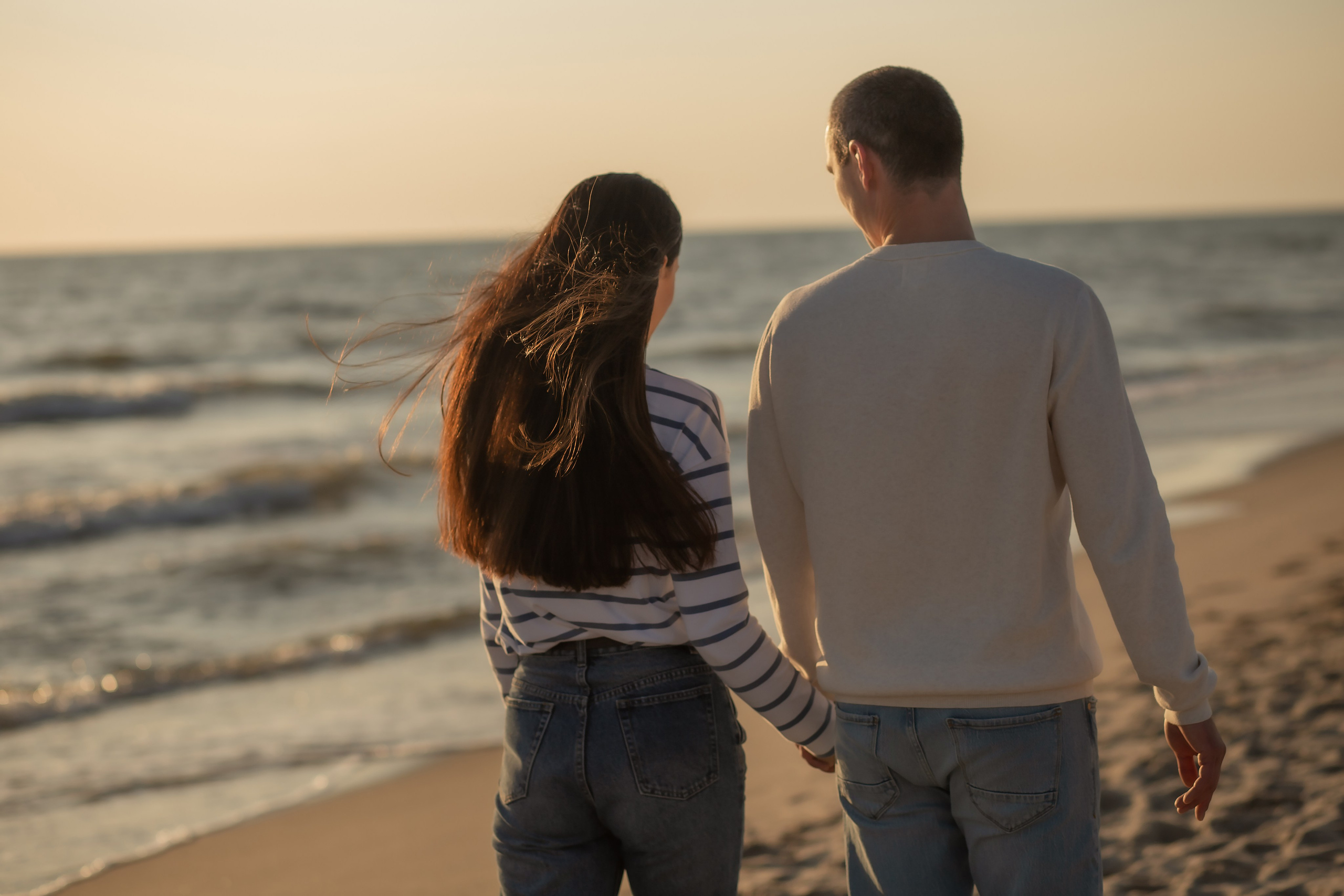 Павел и Татьяна. Закат в Янтарном. Фотограф в Калининграде Решетникова Алина