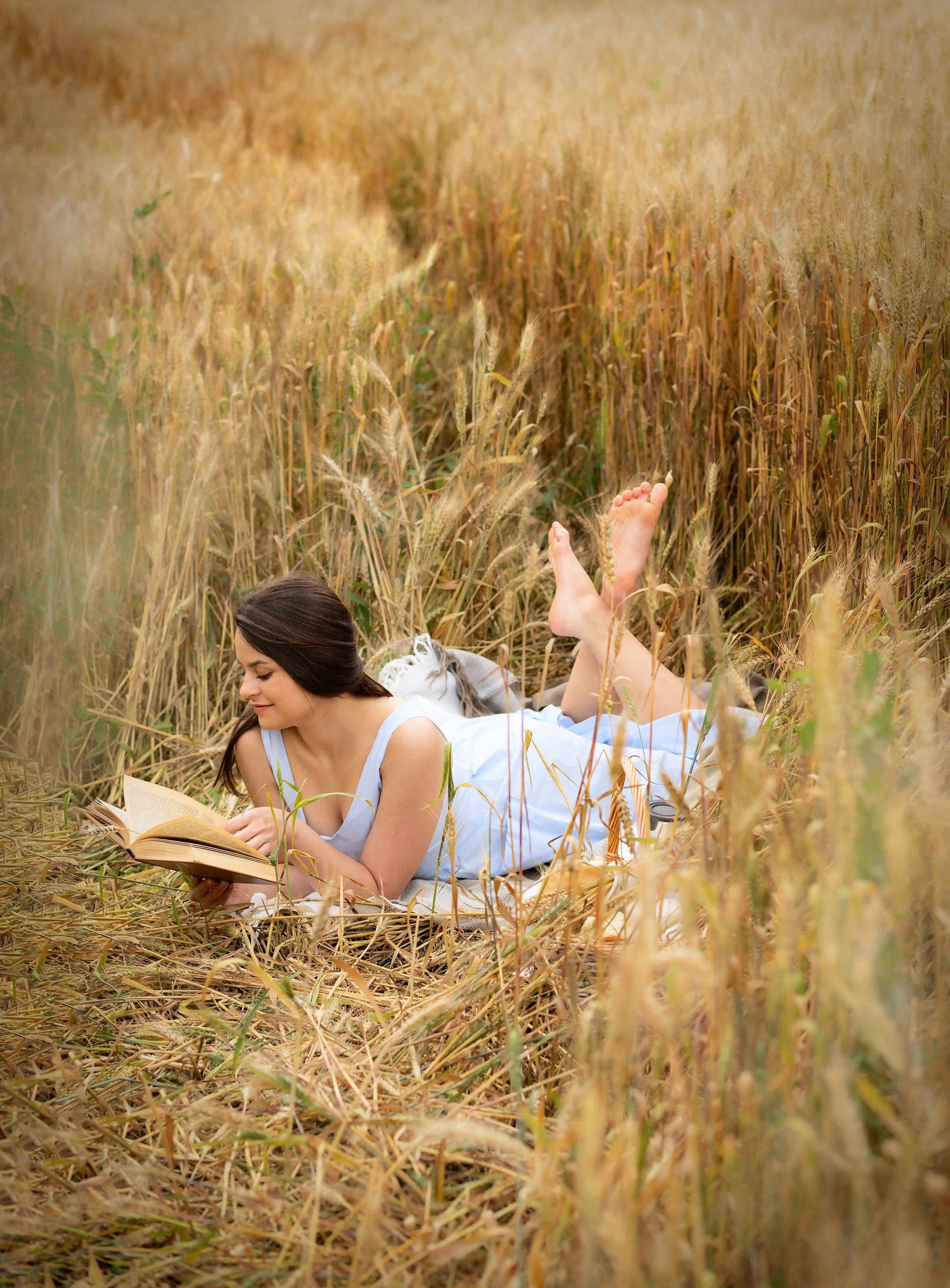 ФОТОСЕССИЯ В ПОЛЯХ. ФОТОГРАФ В МОСКВЕ|НОВАЯ РИГА ОКСАНА МАРТЫНОВА