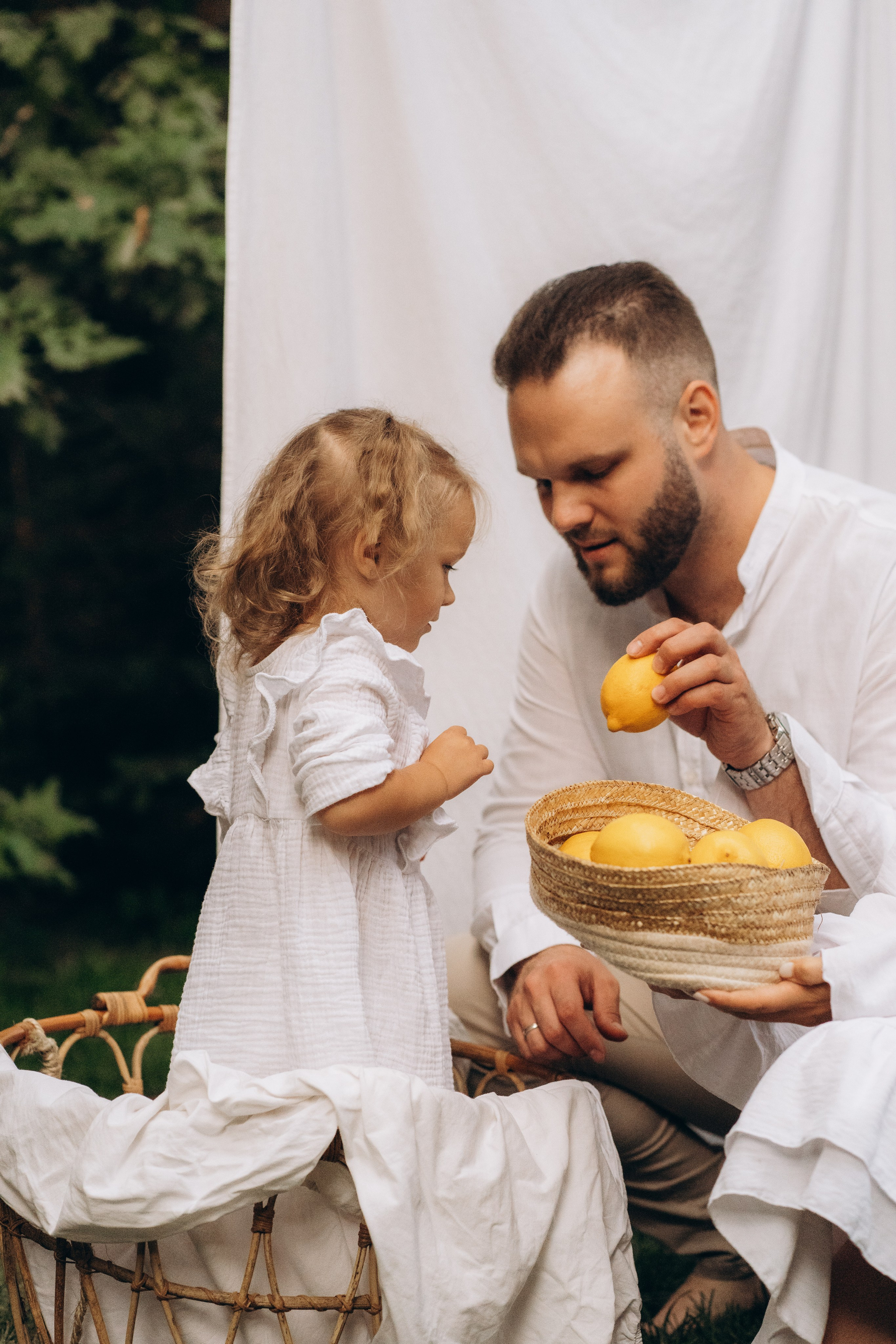Семейная фотосессия в студии в Москве, семейный фотограф Анна Полушина. Свадебный фотограф в Москве Анна Полушина