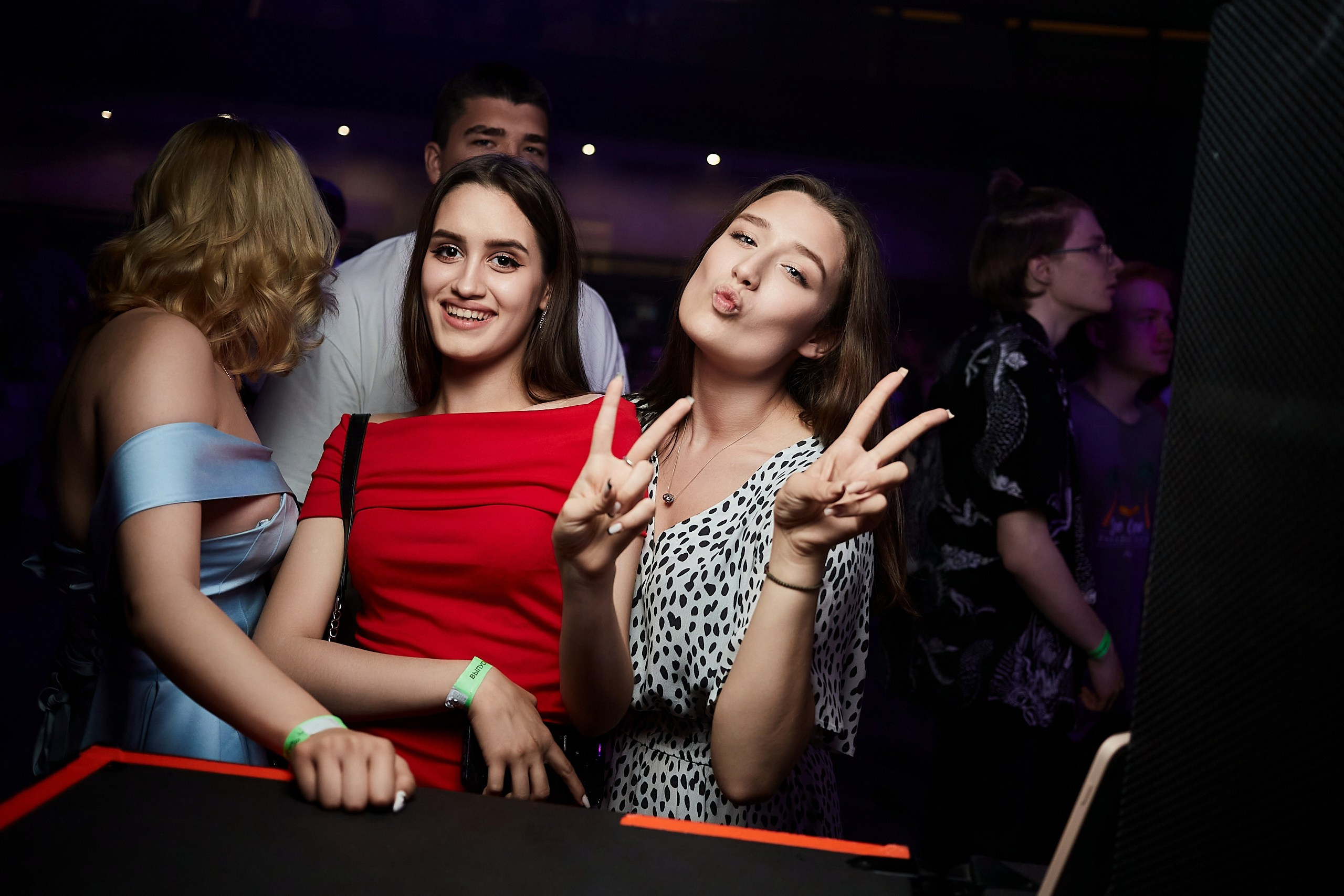 Выпускной 9 класс 2024. Фотограф и Видеограф в Москве. Олег Корушев