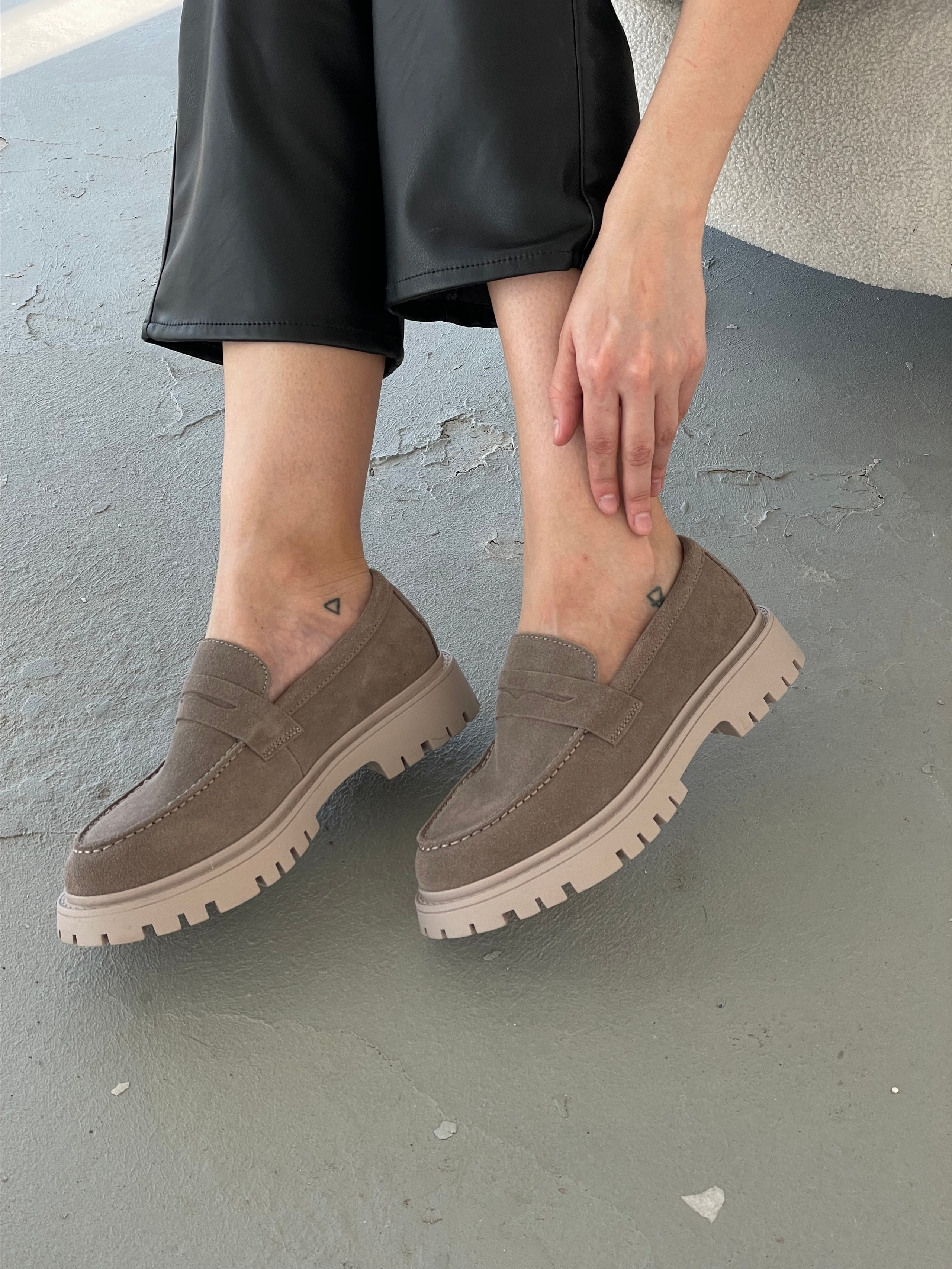 NEORA. Фотограф в Алматы Аружан Шалгимбаева