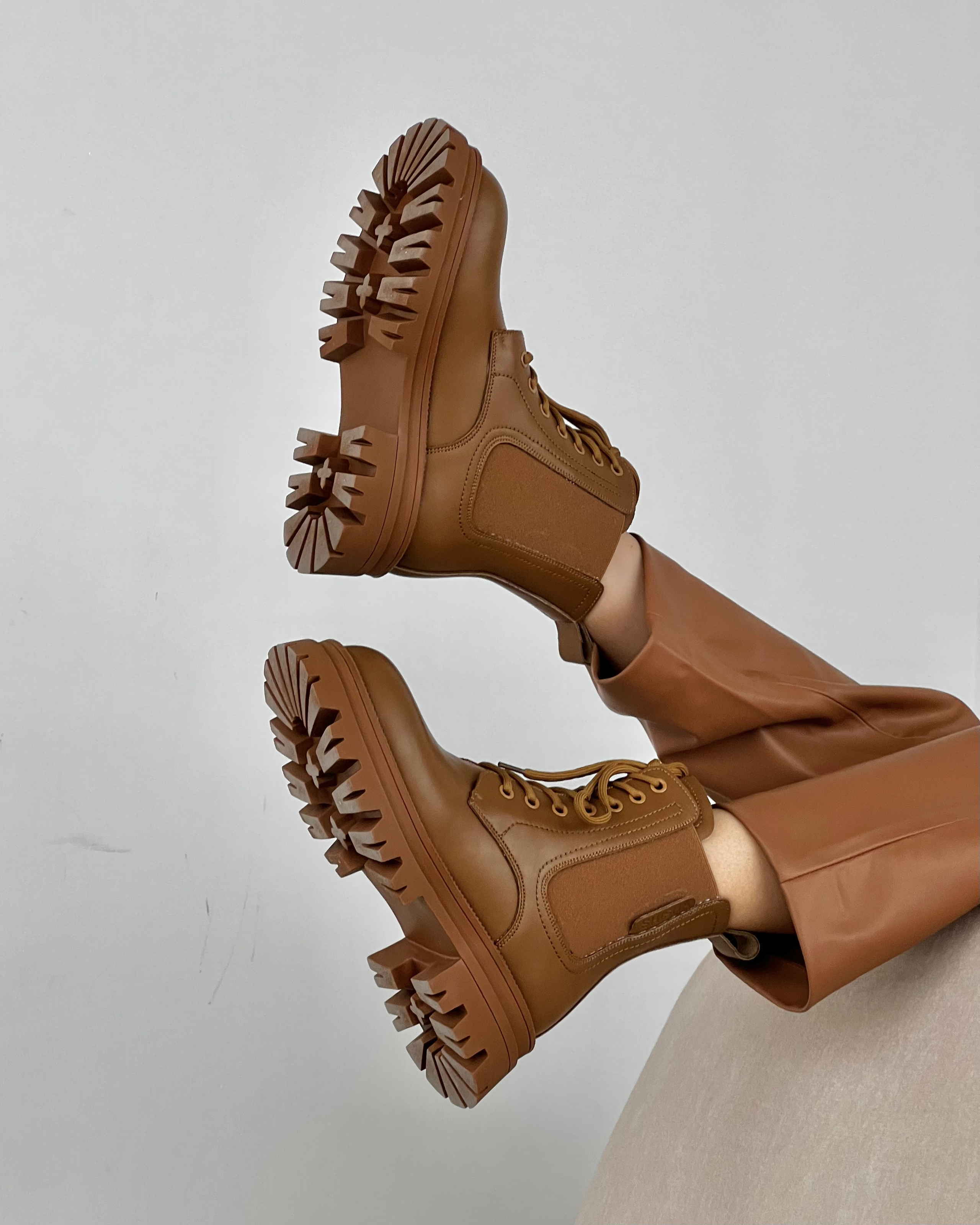 NEORA. Фотограф в Алматы Аружан Шалгимбаева