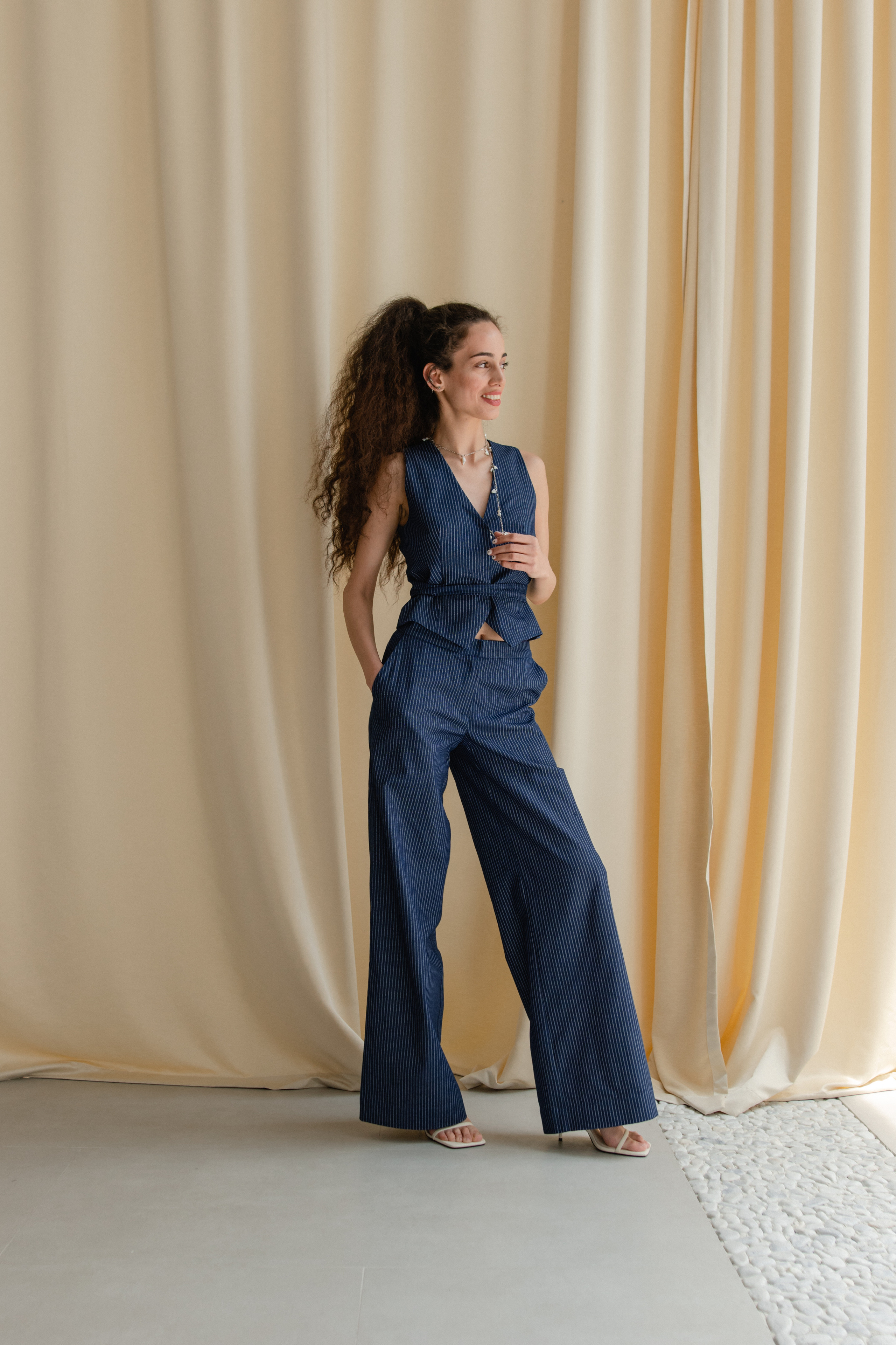 Moyes.clothes. Фотограф в Алматы Аружан Шалгимбаева