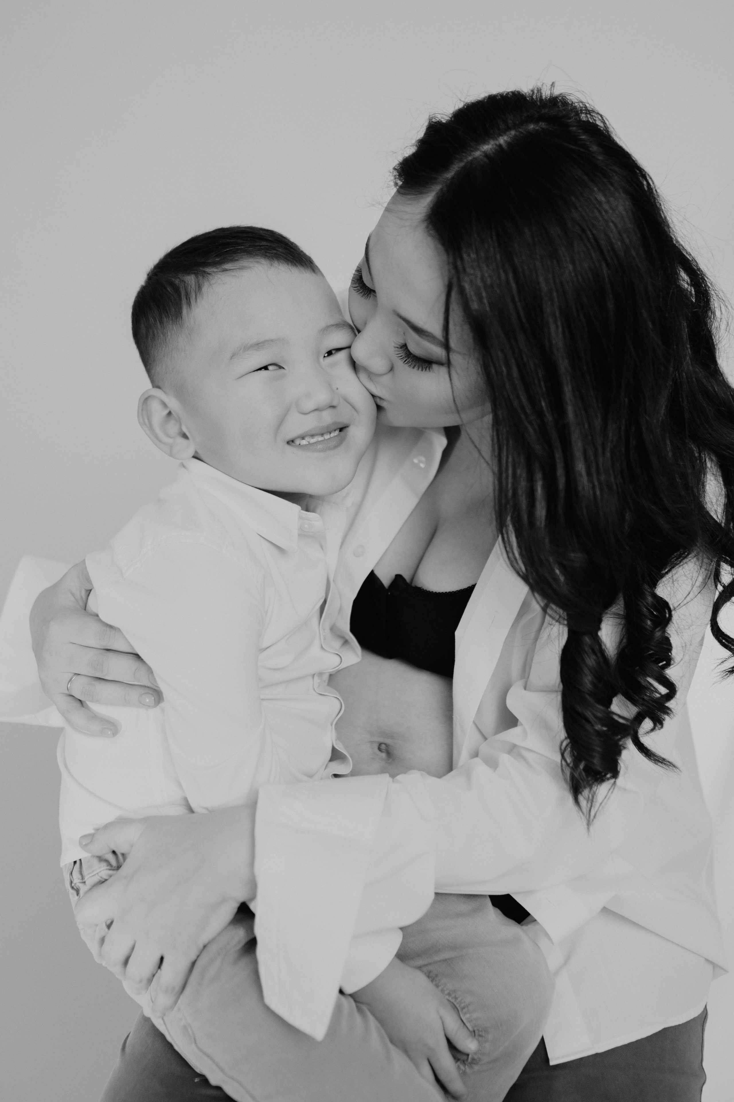 SYMBAT|KAIRAT. Фотограф в Алматы Аружан Шалгимбаева