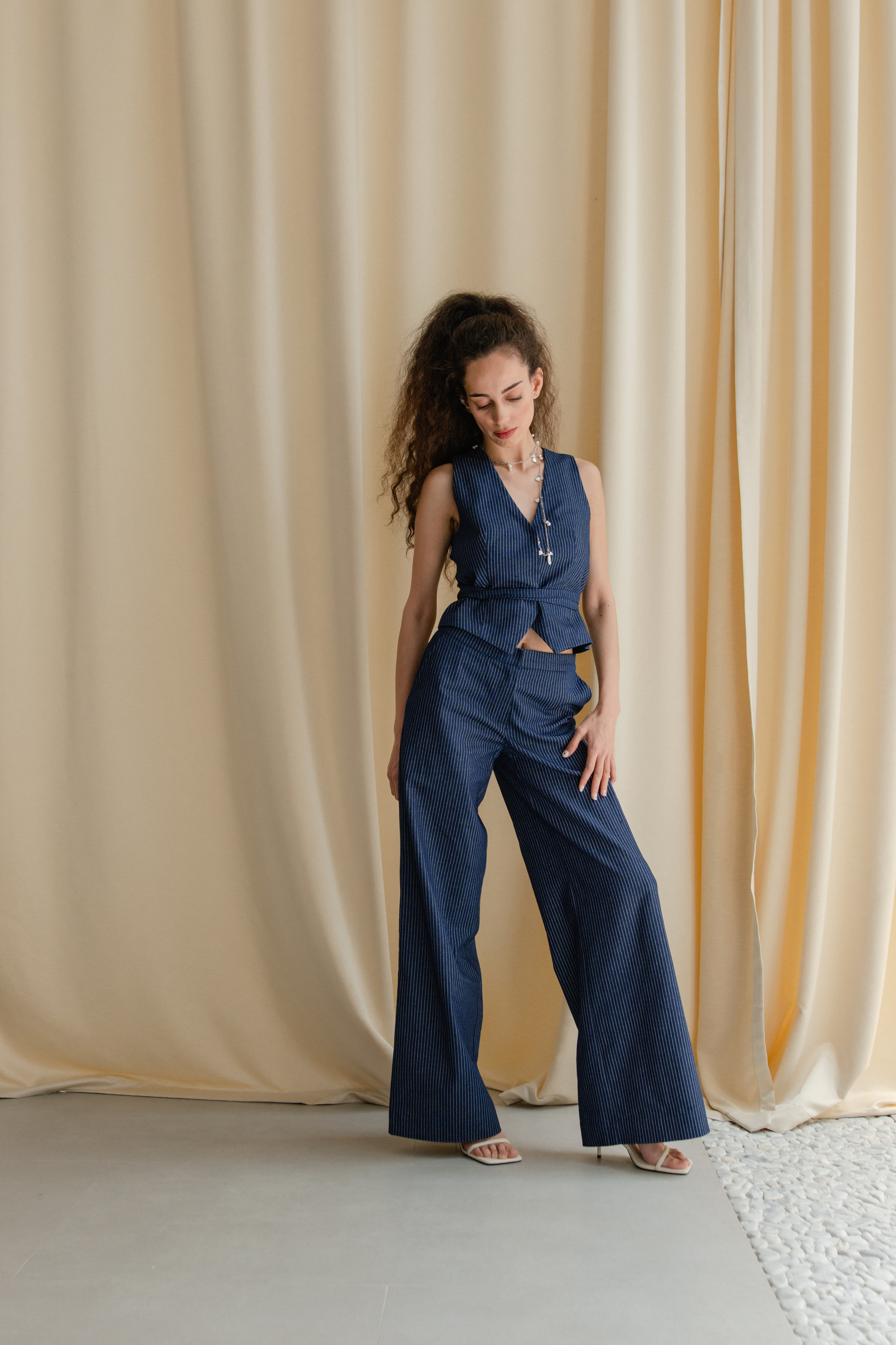 Moyes.clothes. Фотограф в Алматы Аружан Шалгимбаева