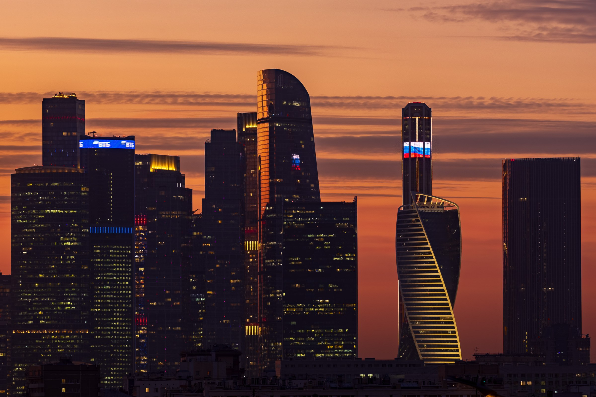 Города. Евгений Селезнёв — фотограф