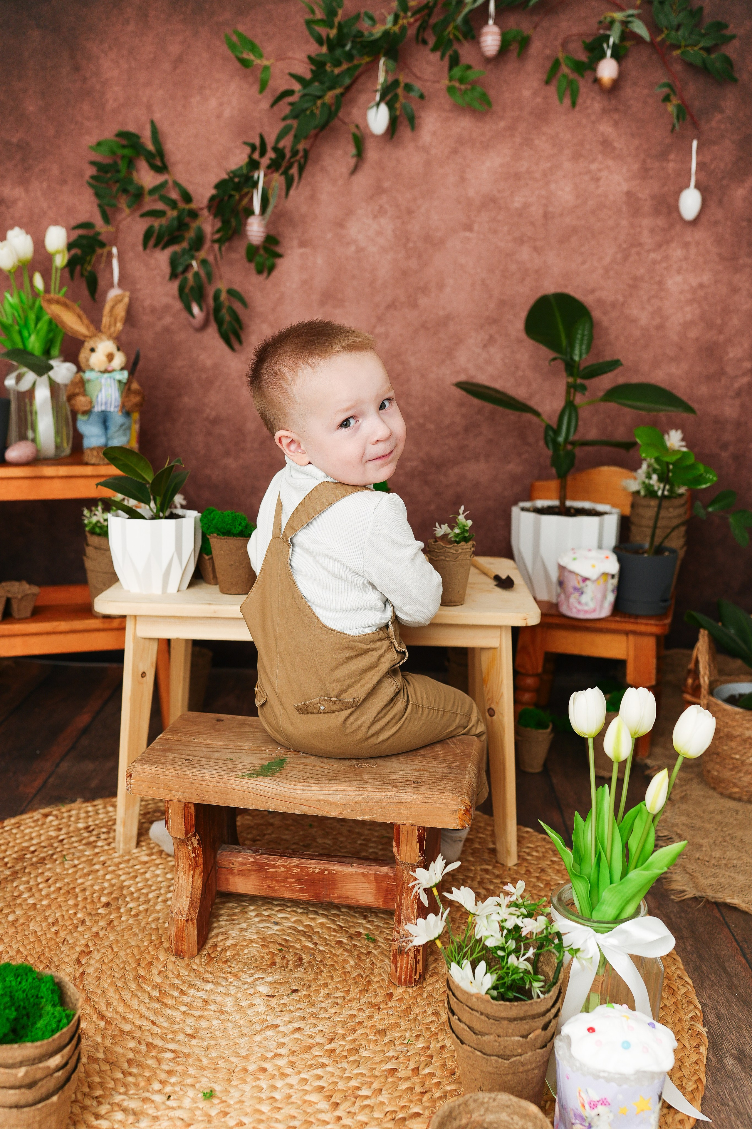 Маленький садовод. Фотограф новорожденных и детский фотограф в Екатеринбурге Ксени